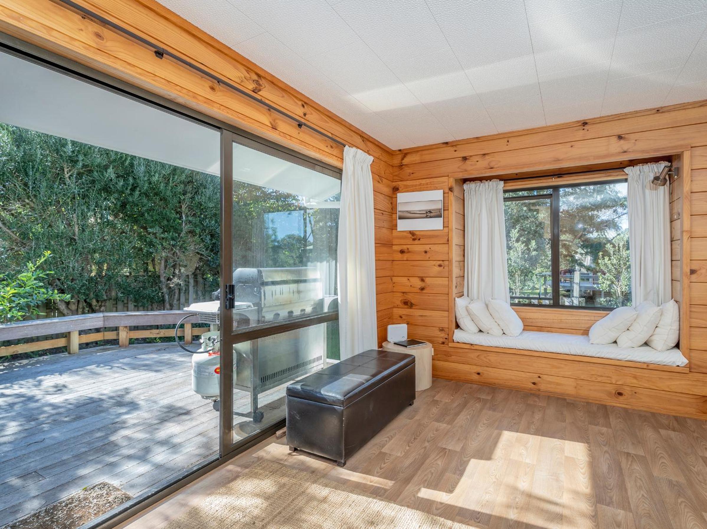 Beach Bliss Haven - Matarangi Holiday Home view 4