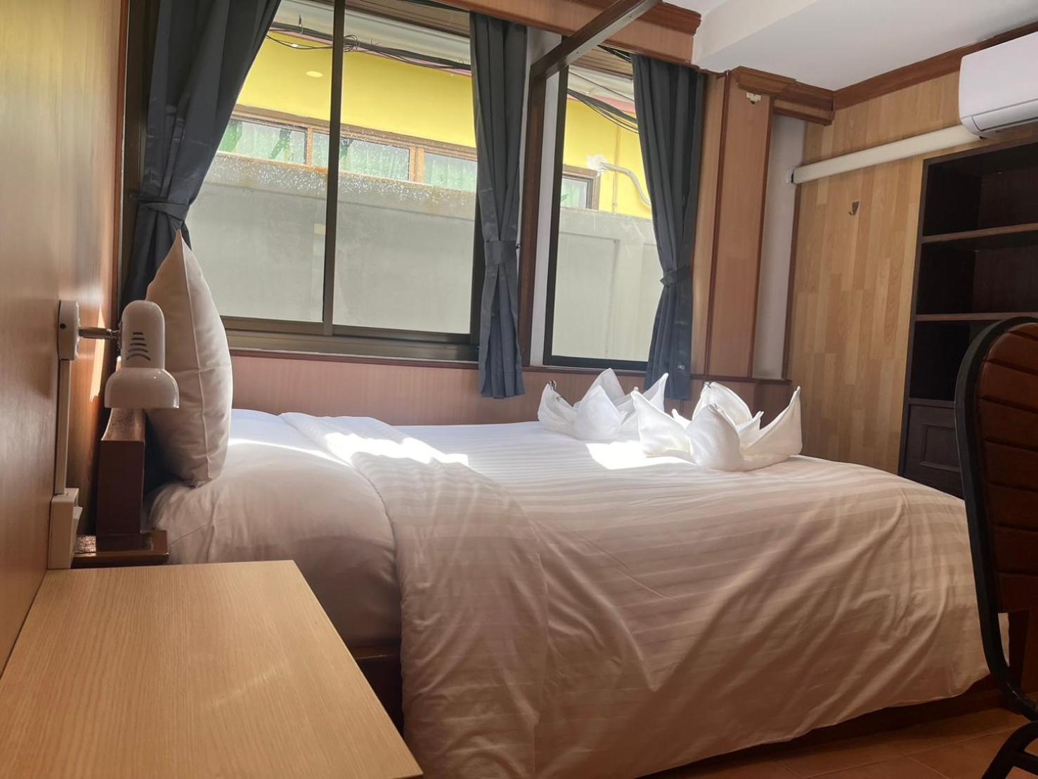 Bhundhari Chaweng Beach Resort Koh Samui - SHA Plus