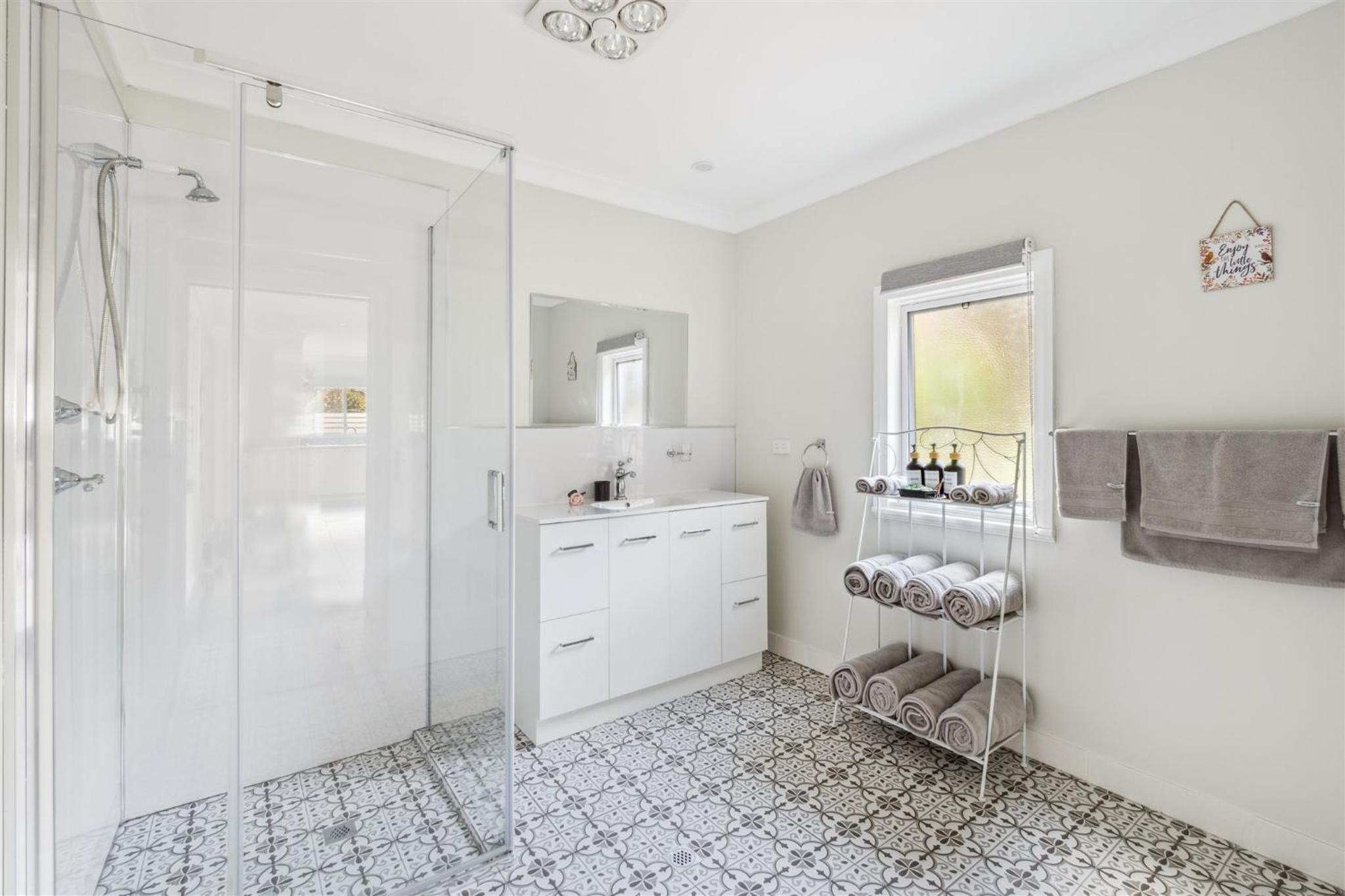 Serenity House Pemberton Cottage & Wellness Spa