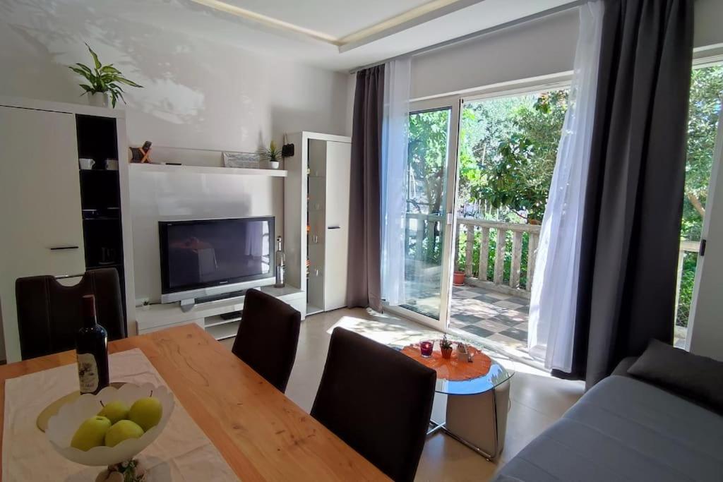 Apartment Lozina with Terrace