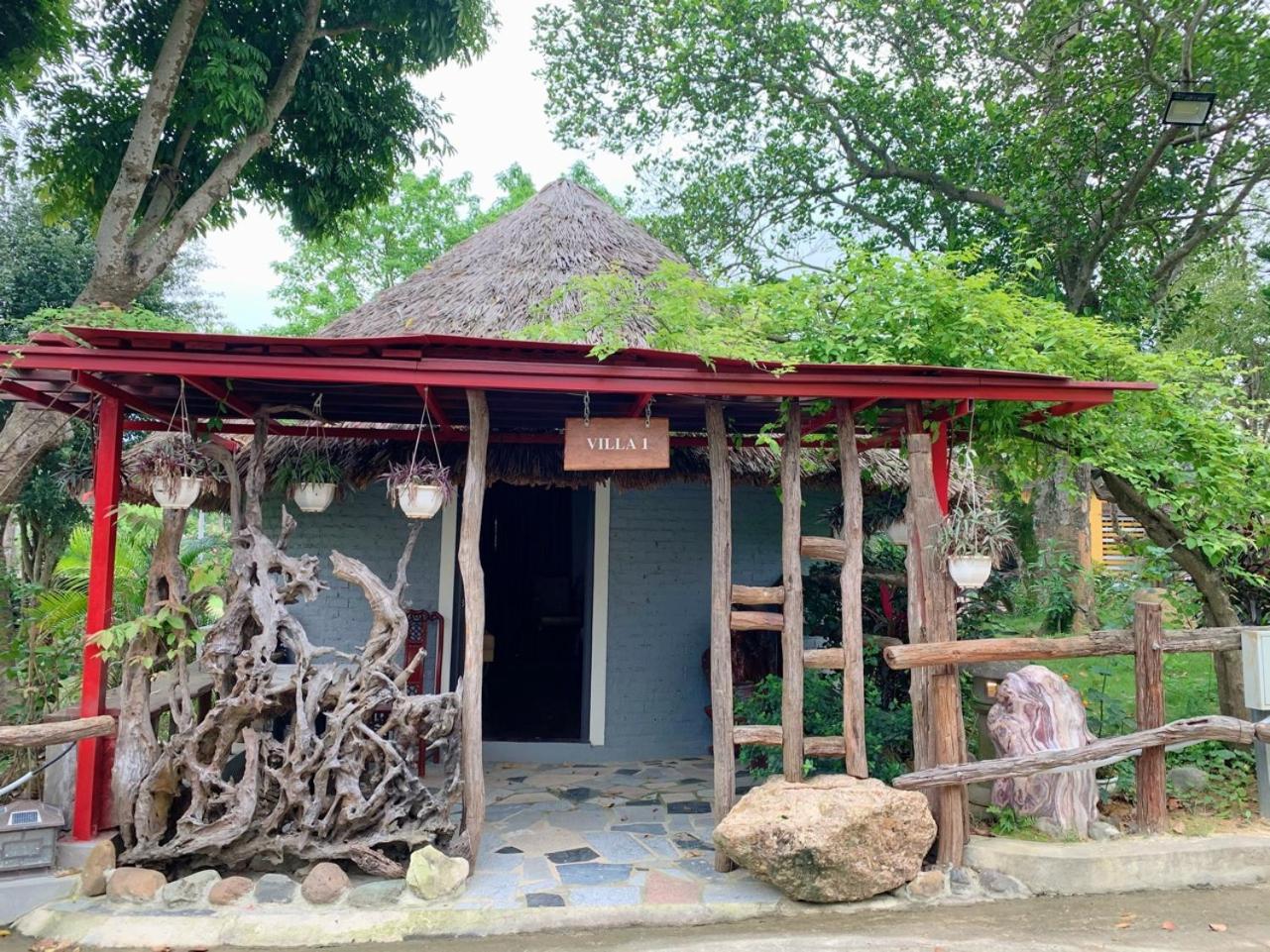 Paradise Soc Son Resort