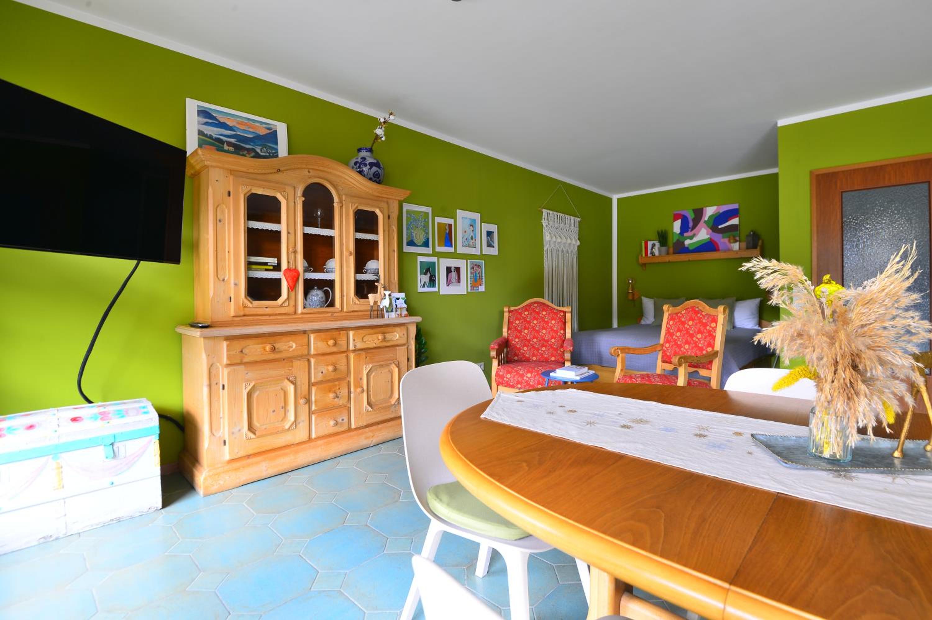 Kandinsky Apartment