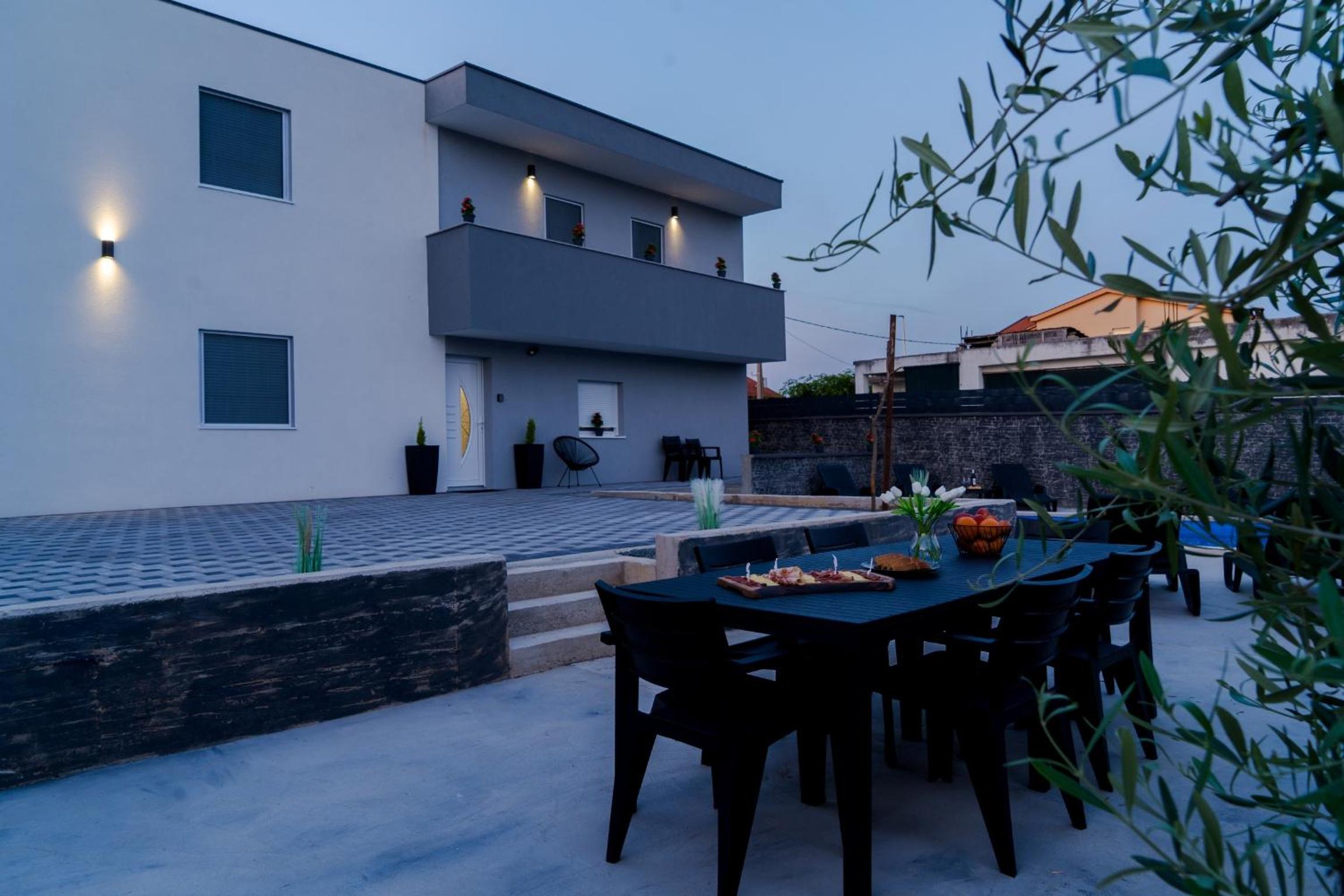 Villa Aurora