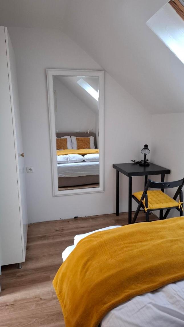 Apartma Harmonia with parking