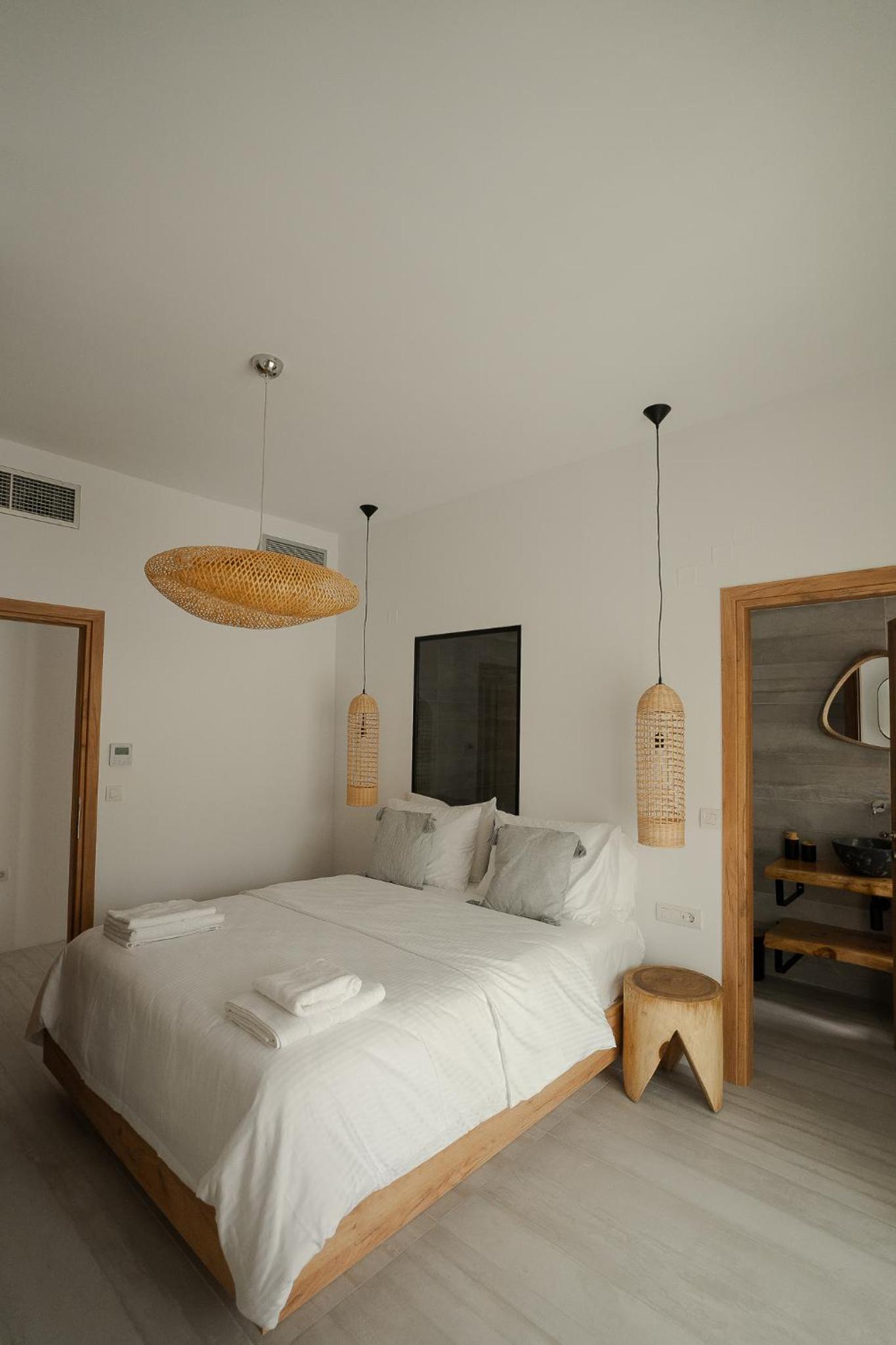 Athos Guesthouse