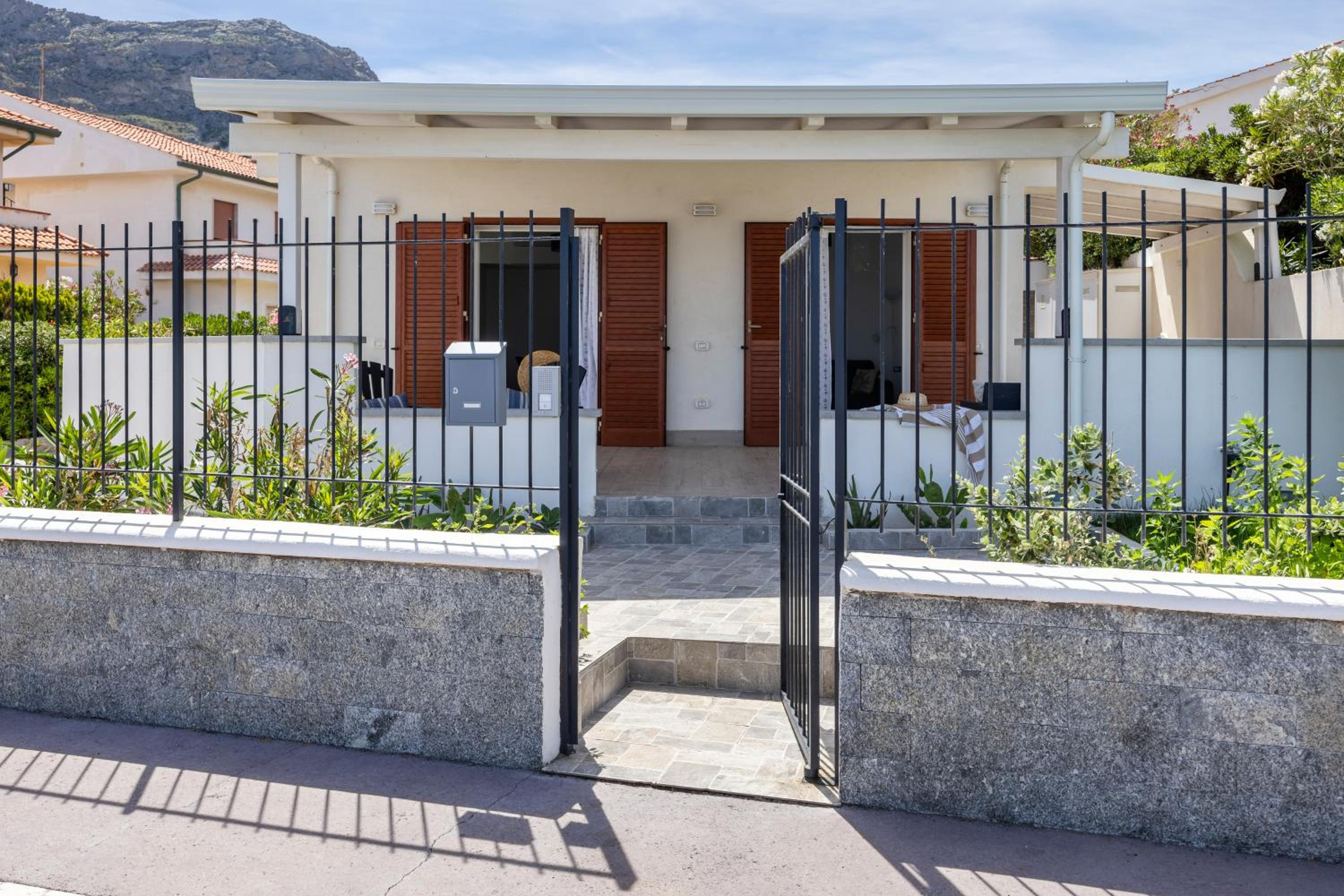 Barcarello Sea House
