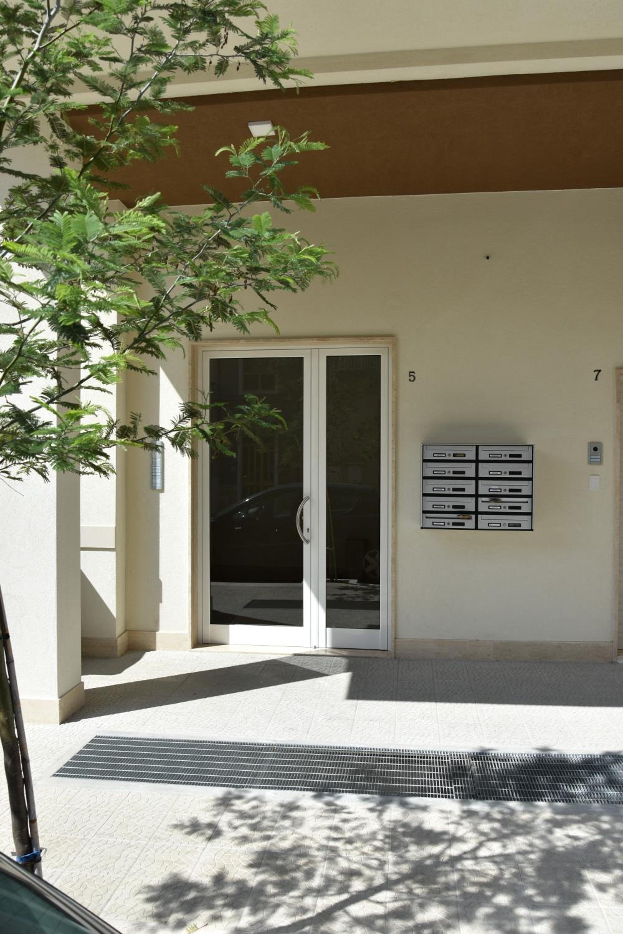 Stretti & Distratti - suite home view 2