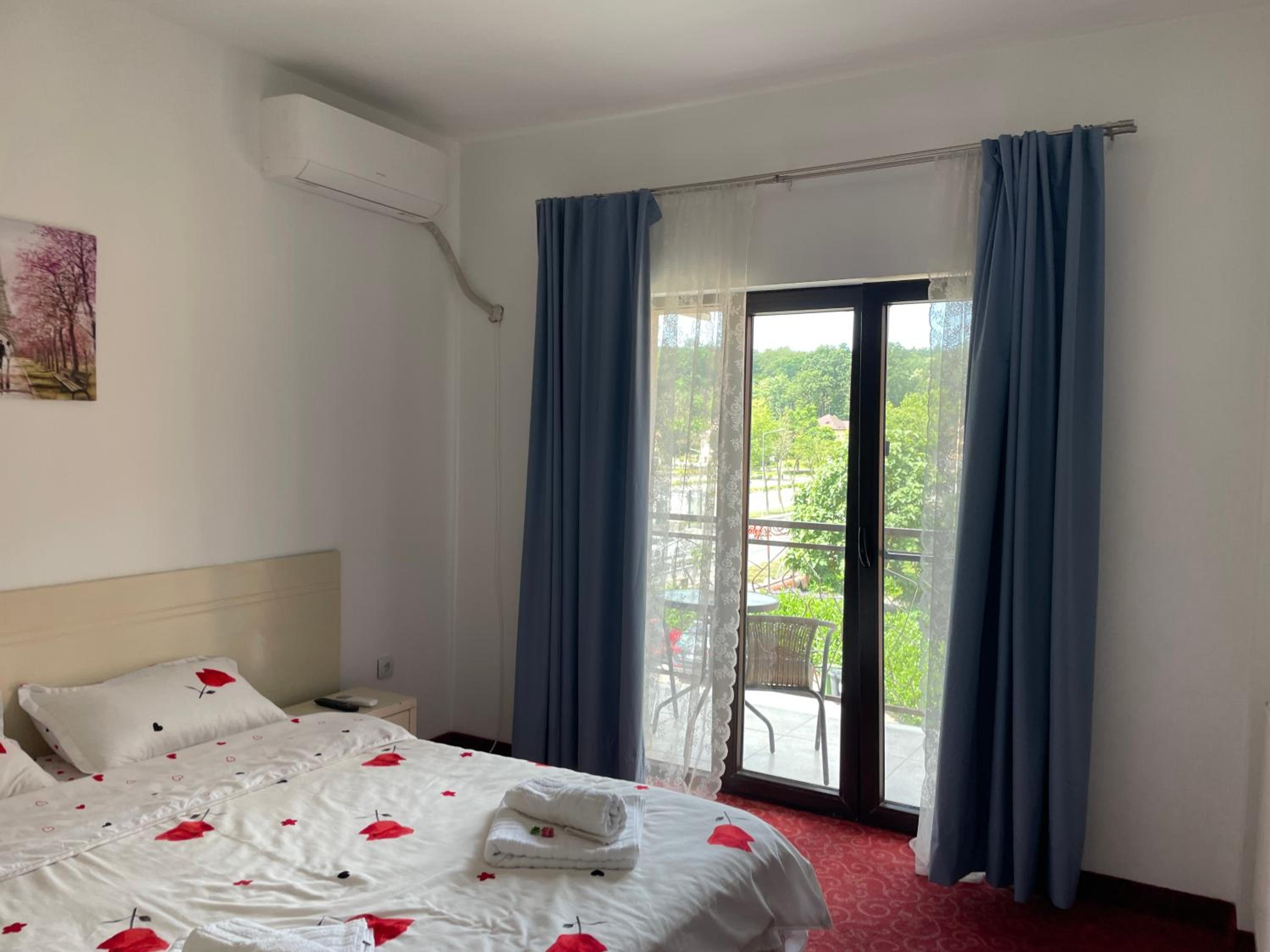 Apartament Lora view 3
