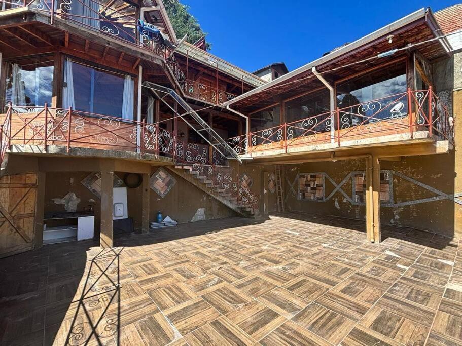 Suíte Rustica Aconchego - Com Banheira de Hidromassagem