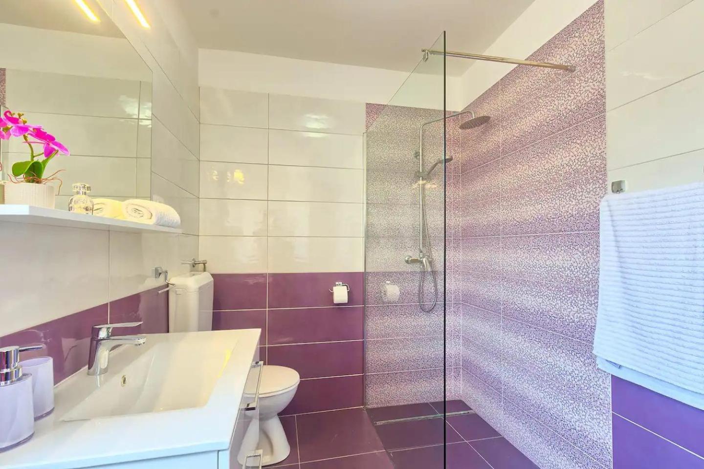 Apartment Viola ,2019 en Medulin — bathroom