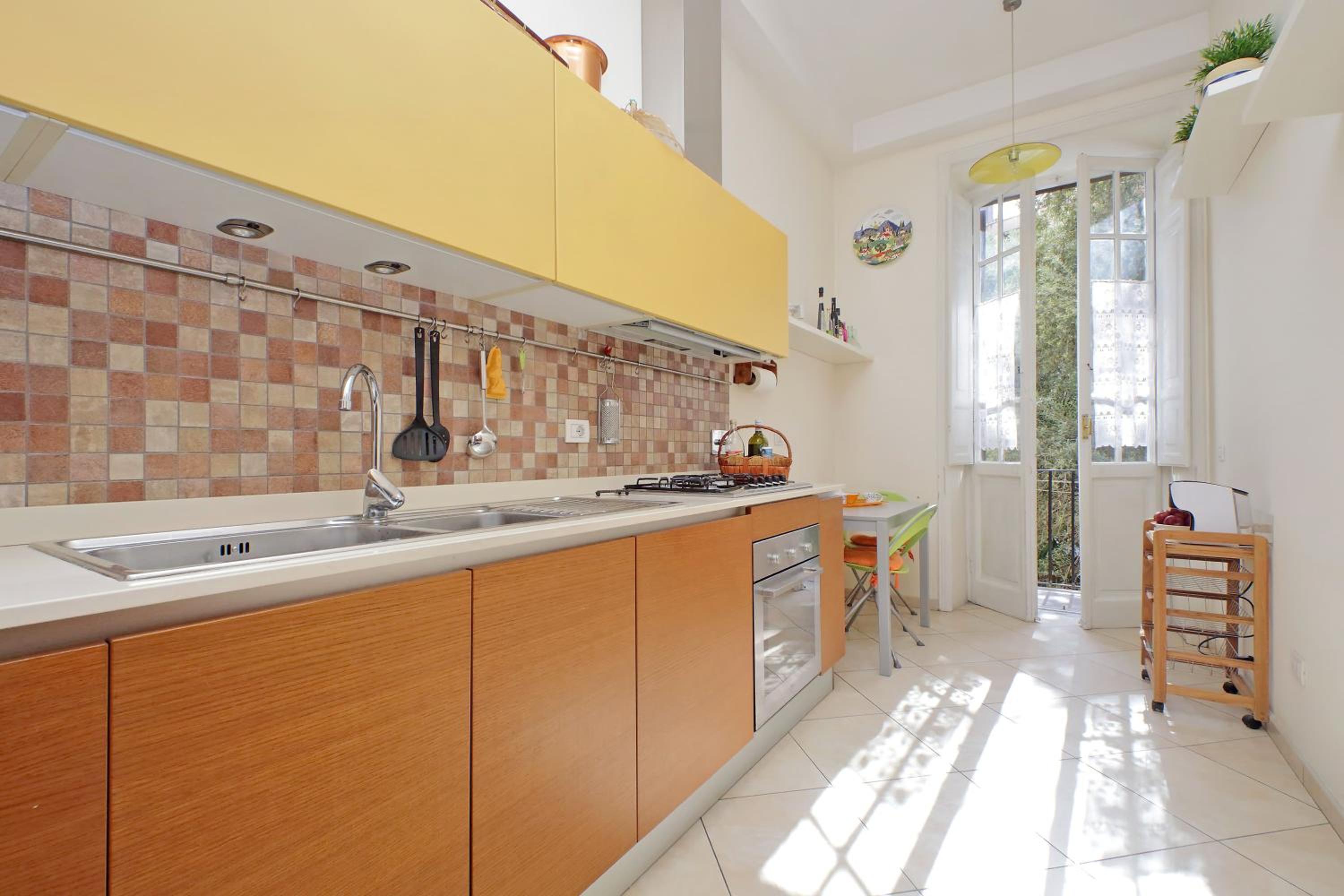 At the Vatican Ottaviano 2 bedrooms 2 baths