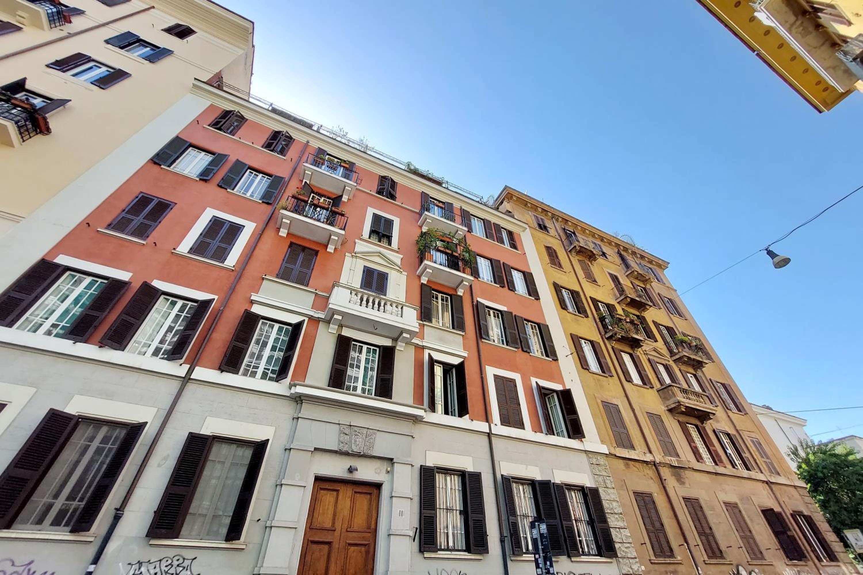 At the Vatican Ottaviano 2 bedrooms 2 baths