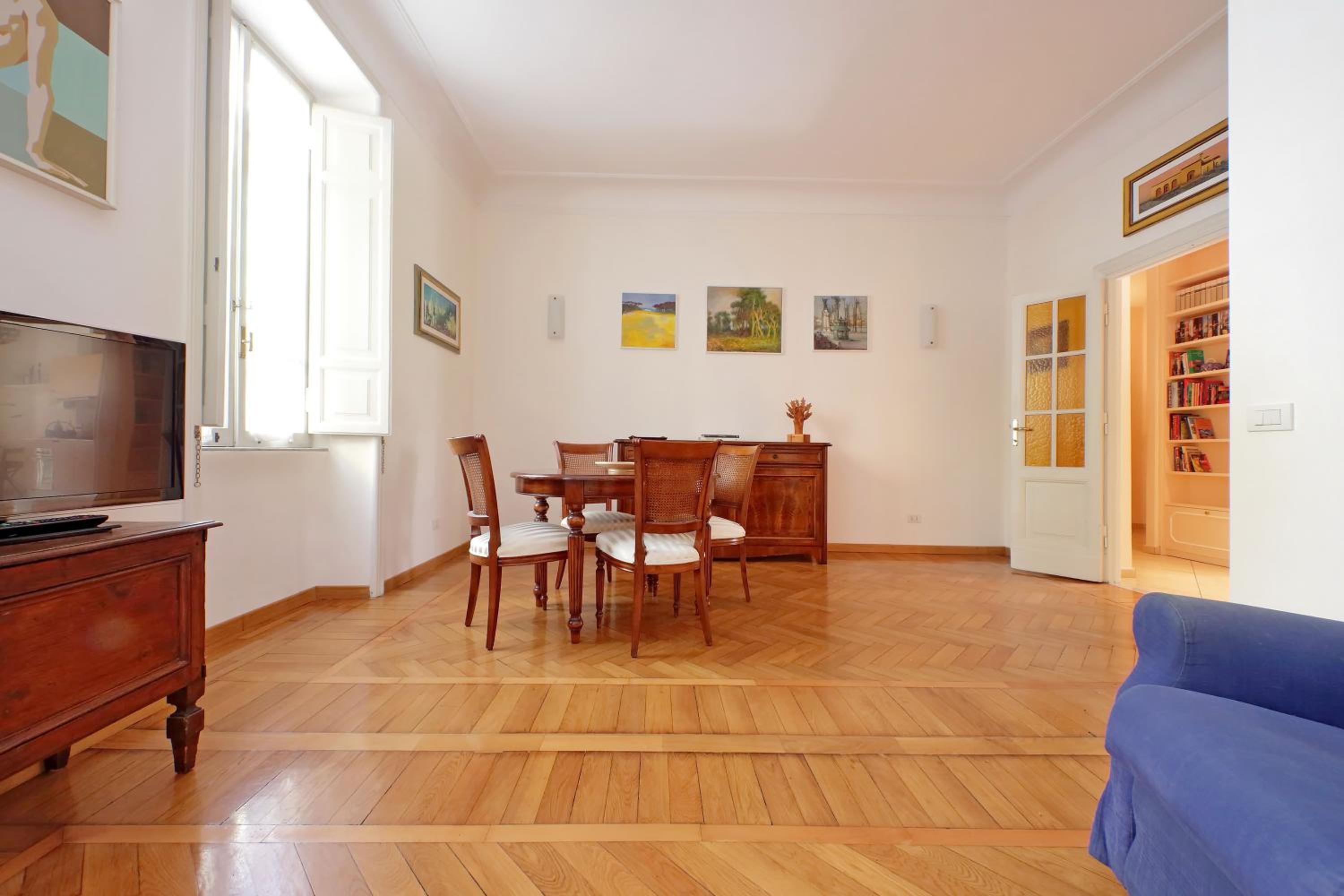 At the Vatican Ottaviano 2 bedrooms 2 baths