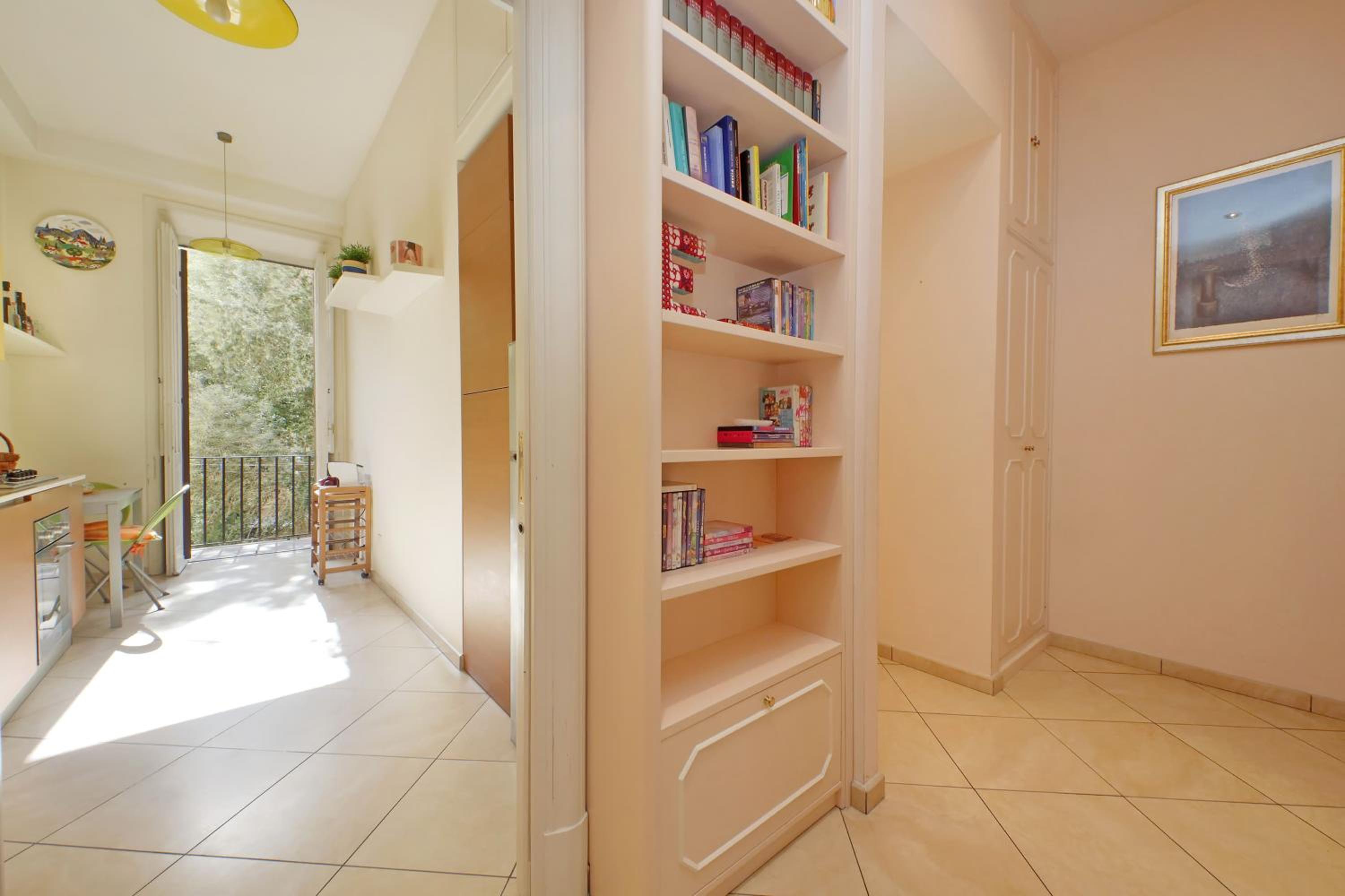 At the Vatican Ottaviano 2 bedrooms 2 baths