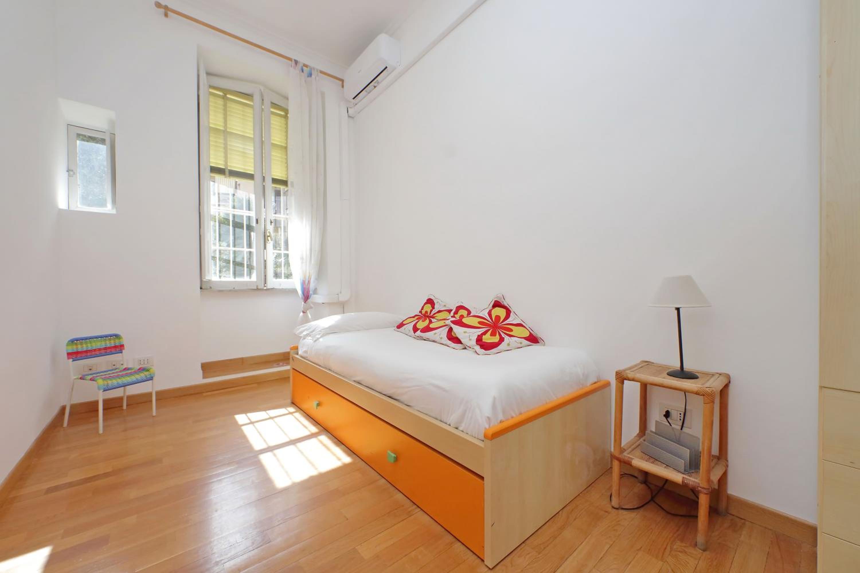 At the Vatican Ottaviano 2 bedrooms 2 baths