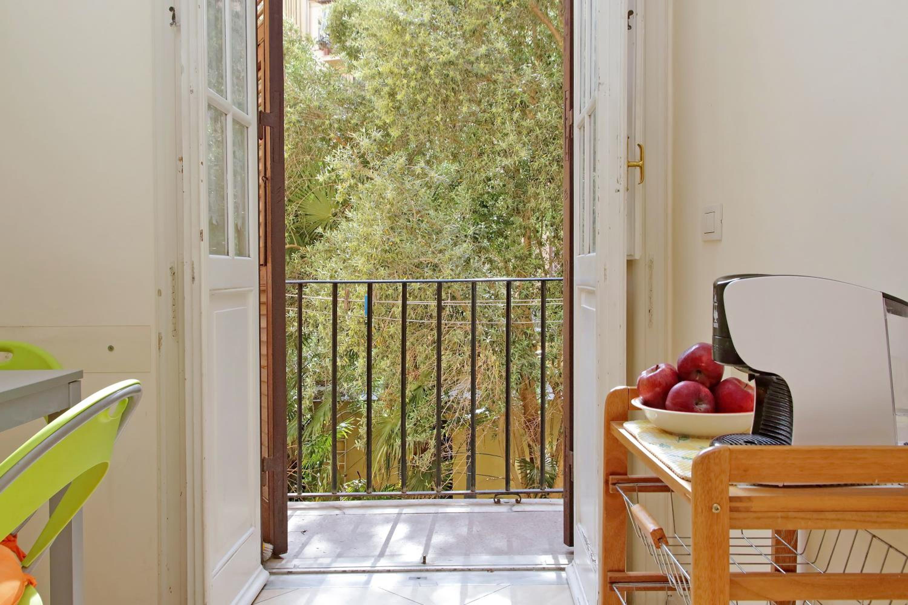 At the Vatican Ottaviano 2 bedrooms 2 baths