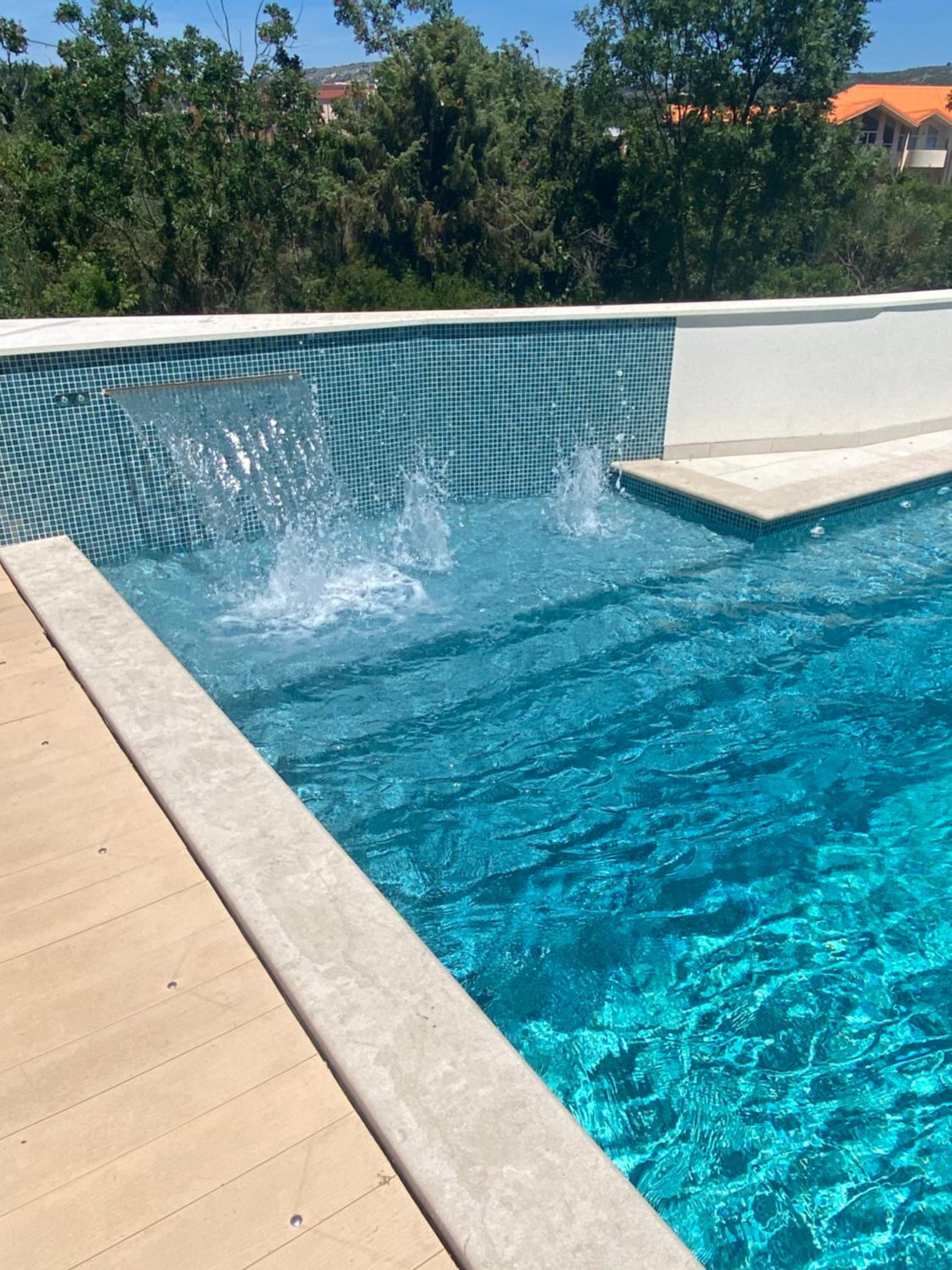 Villa Mint