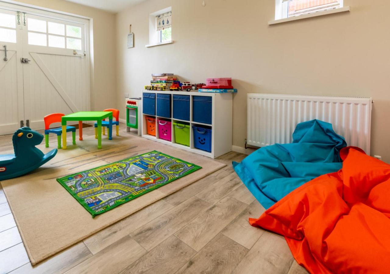 4 Bed in Southwold oc-37marl