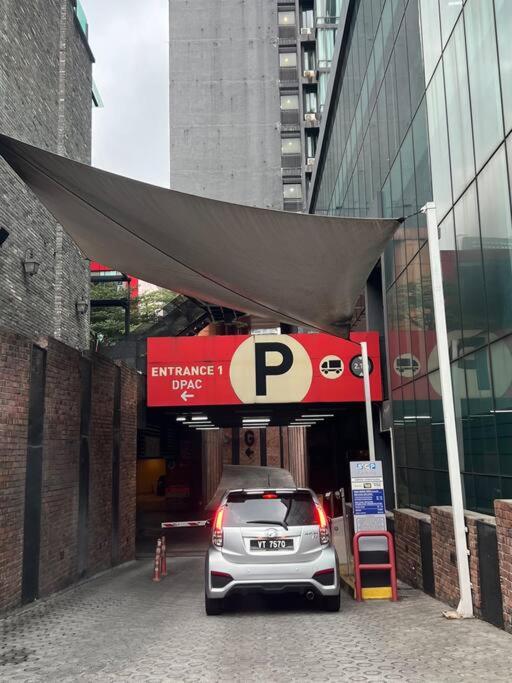 Jaya HauZ Empire Damansara Free Wifi Netflix photo 5