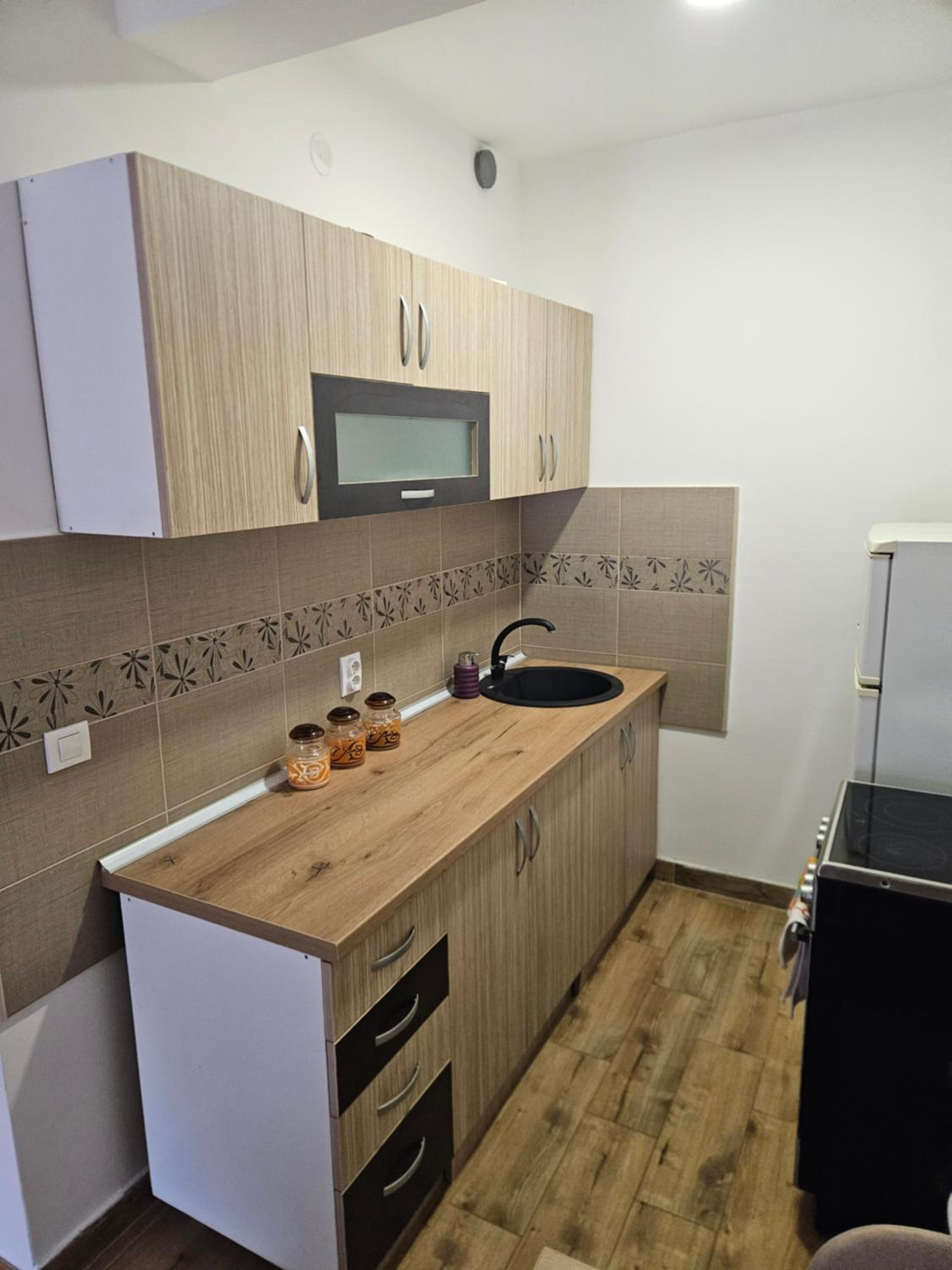 Relax, apartman sa garažnim mestom view 2