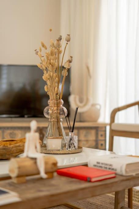 Stylish & Picturesque Oasis Anthorina 2