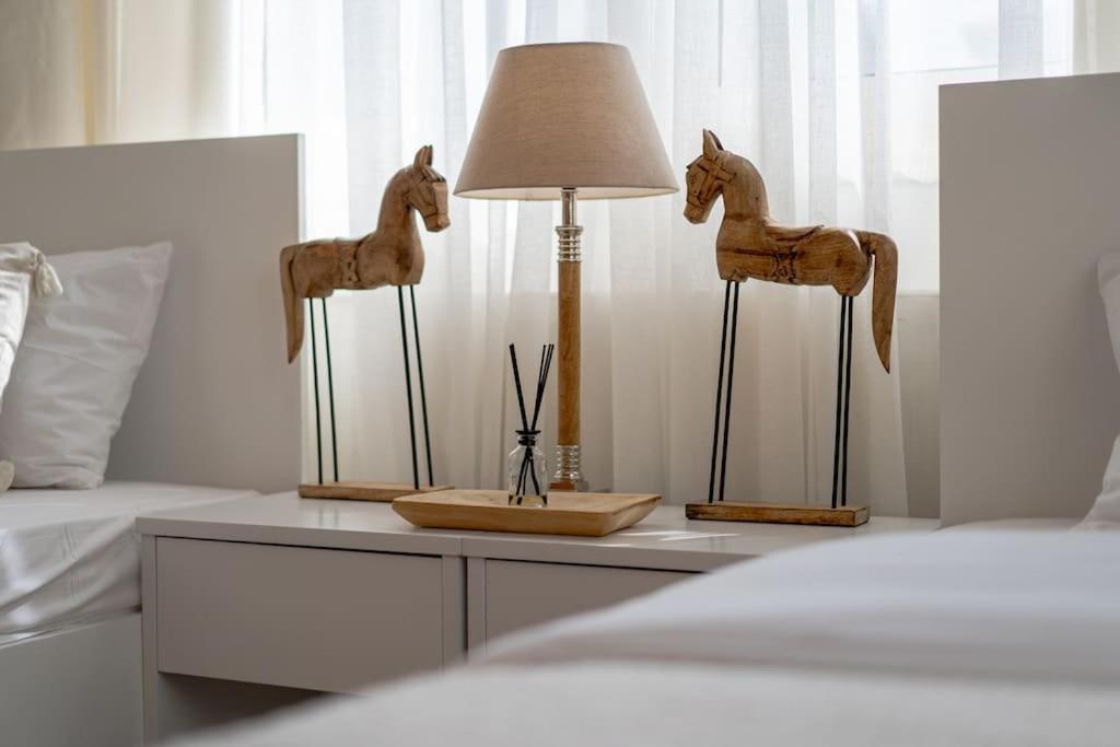 Stylish & Picturesque Oasis Anthorina 2