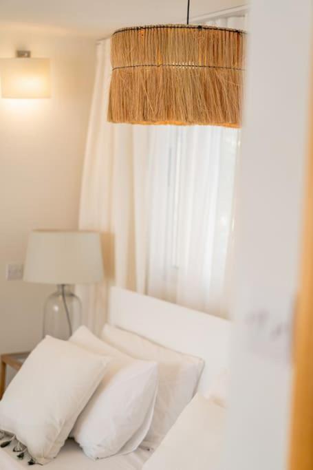 Stylish & Picturesque Oasis Anthorina 2