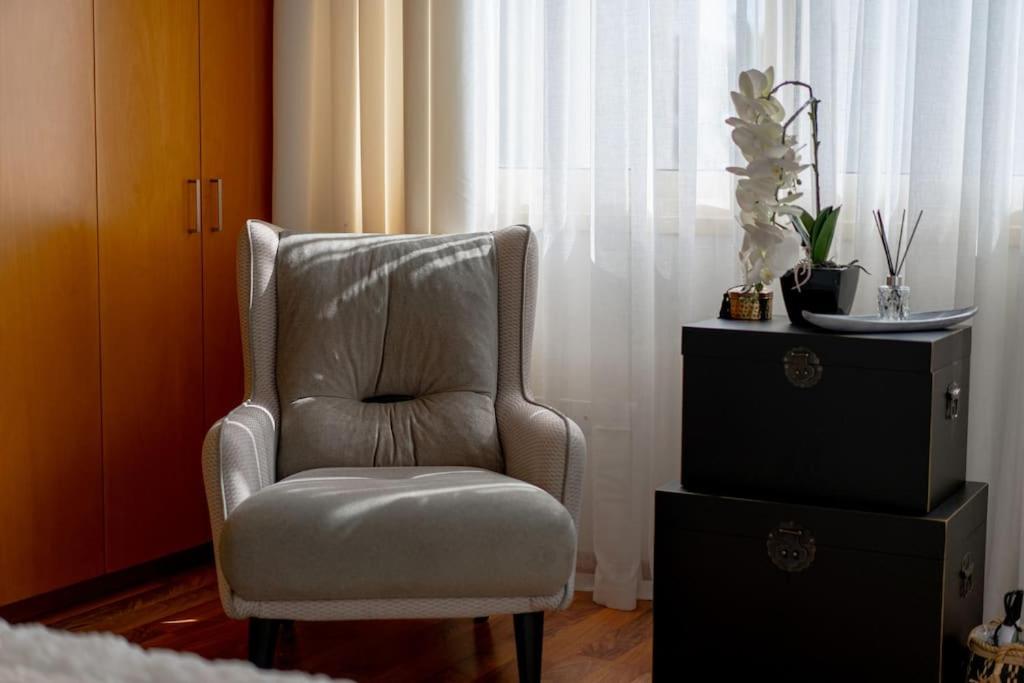 Stylish & Picturesque Oasis Anthorina 2