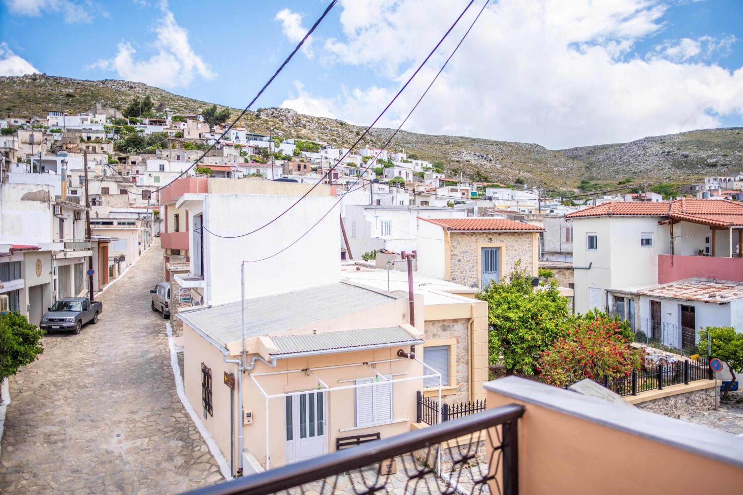 ZIROS Guesthouse