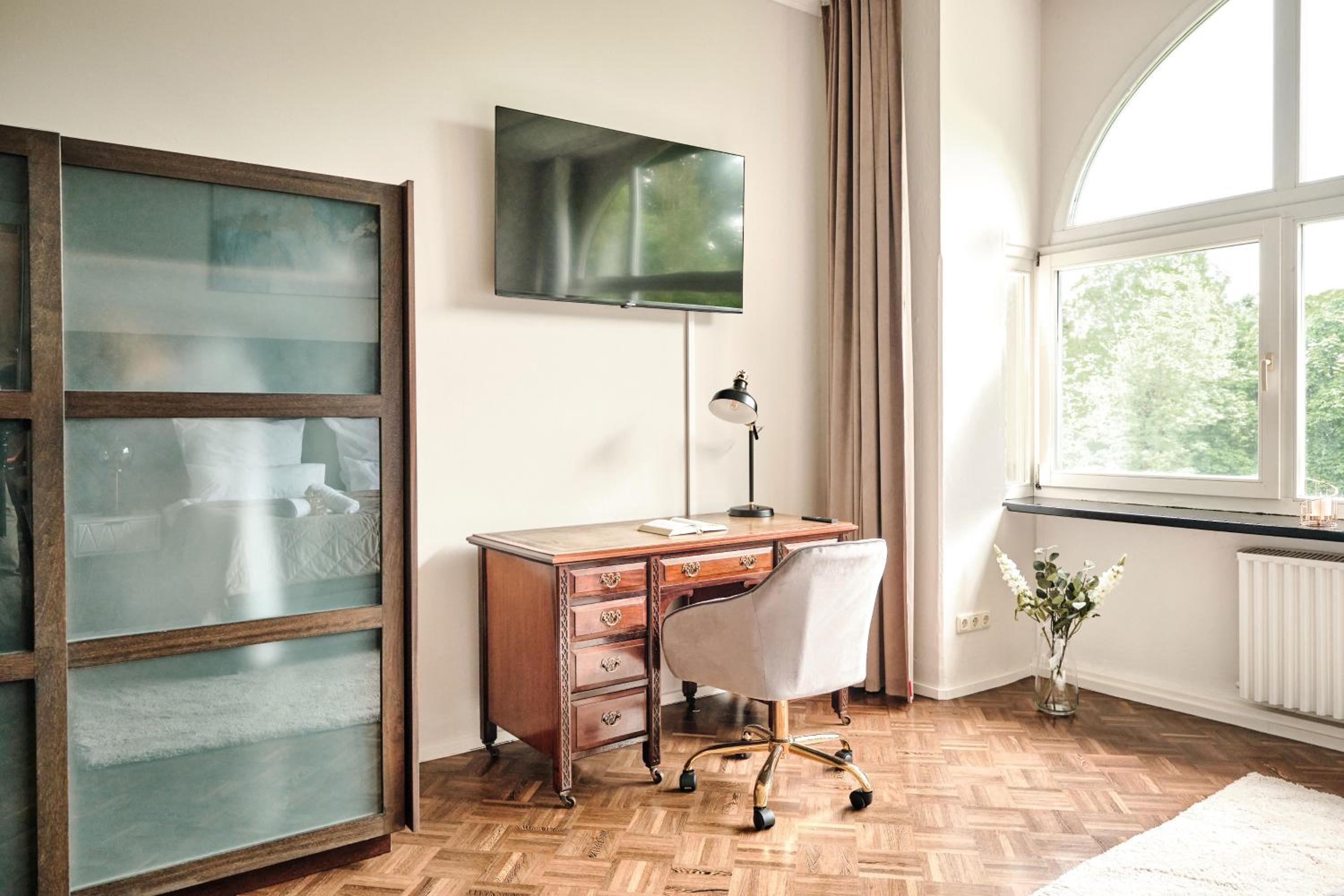 Exklusives Altbauapartment - zentral und ruhig