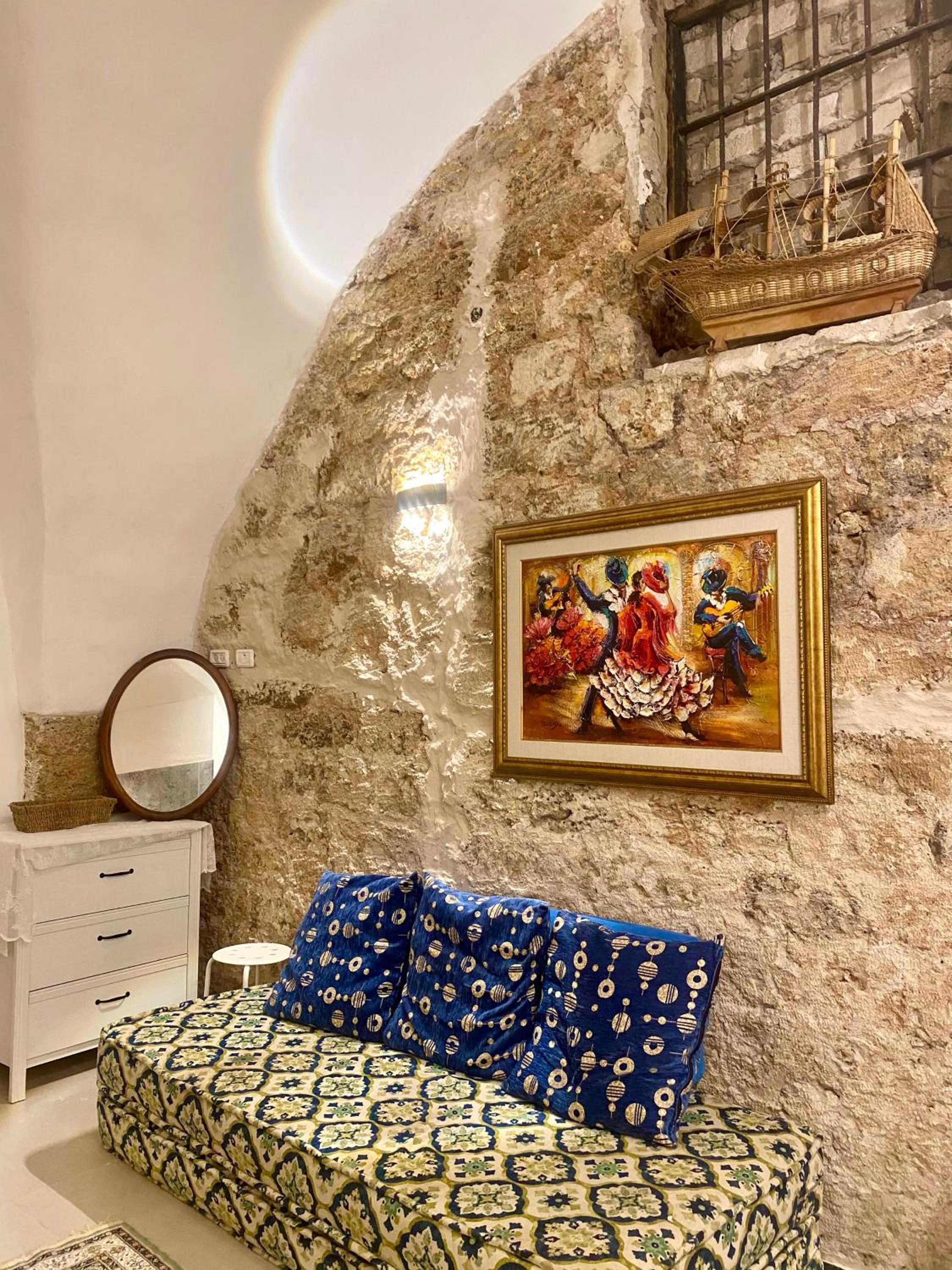 Urban street loft in Old Jaffa view 2