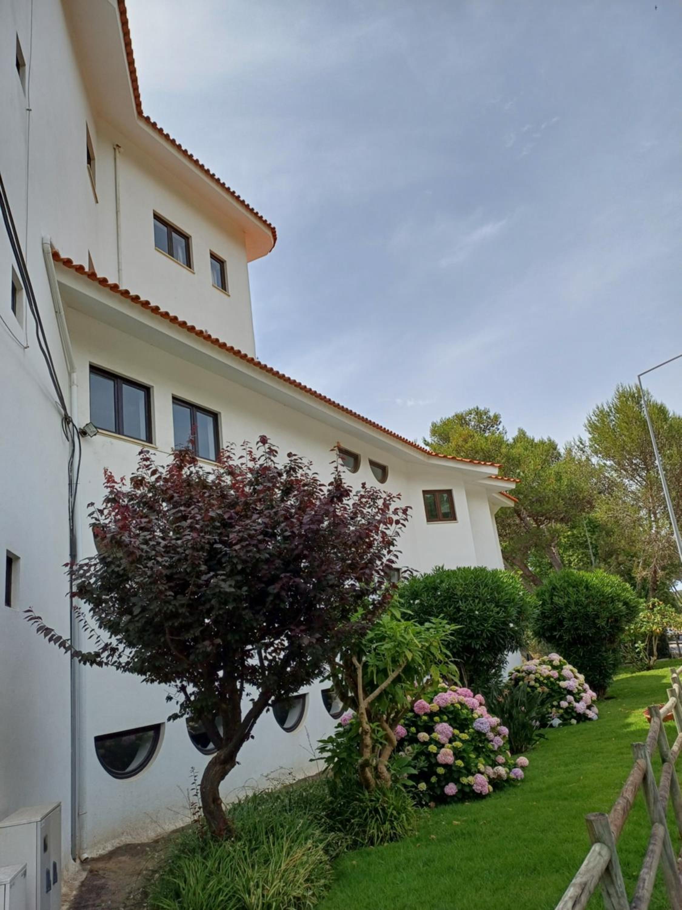Appartment with swiming pool view 3