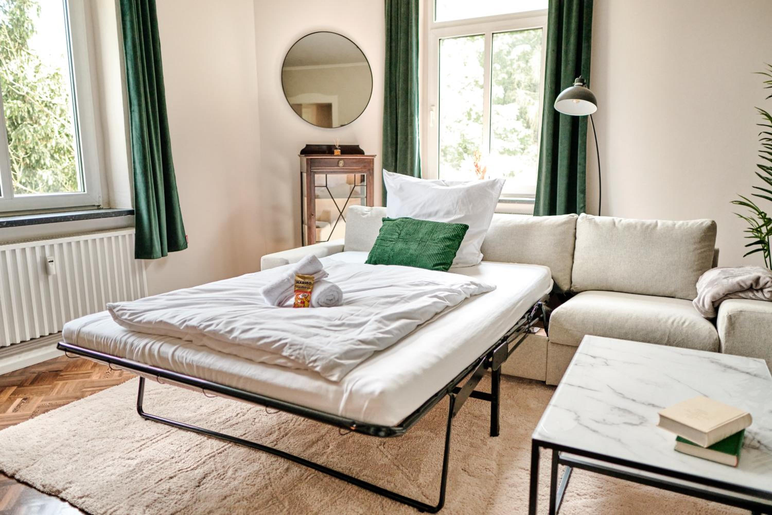 Exklusives Altbauapartment - zentral und ruhig