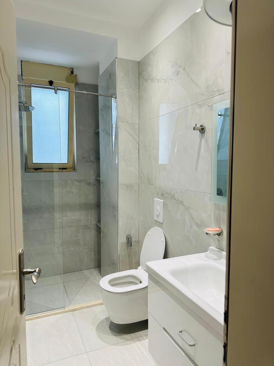 Aldi Summer Apartment