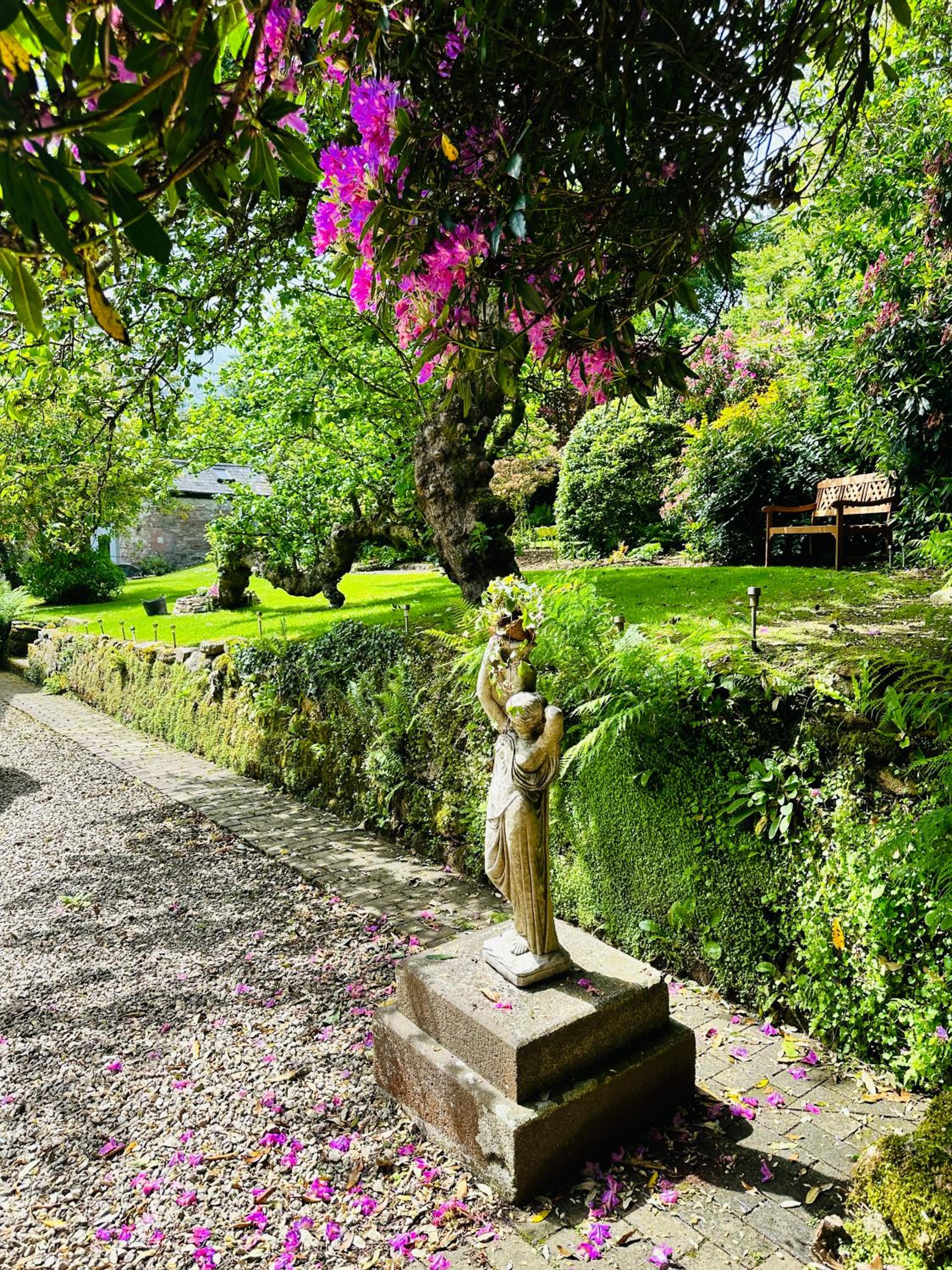Moorswater Lodge Country House with Wine Bar