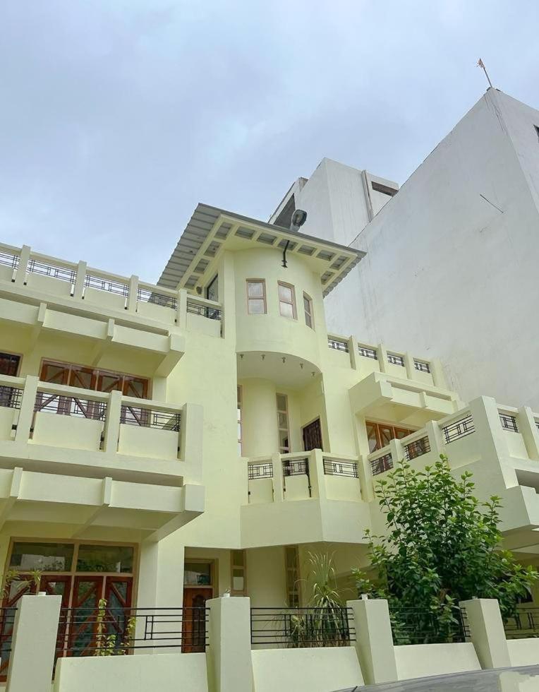 Serene Stays at Varanasi - 5BHK Luxury Villa view 3