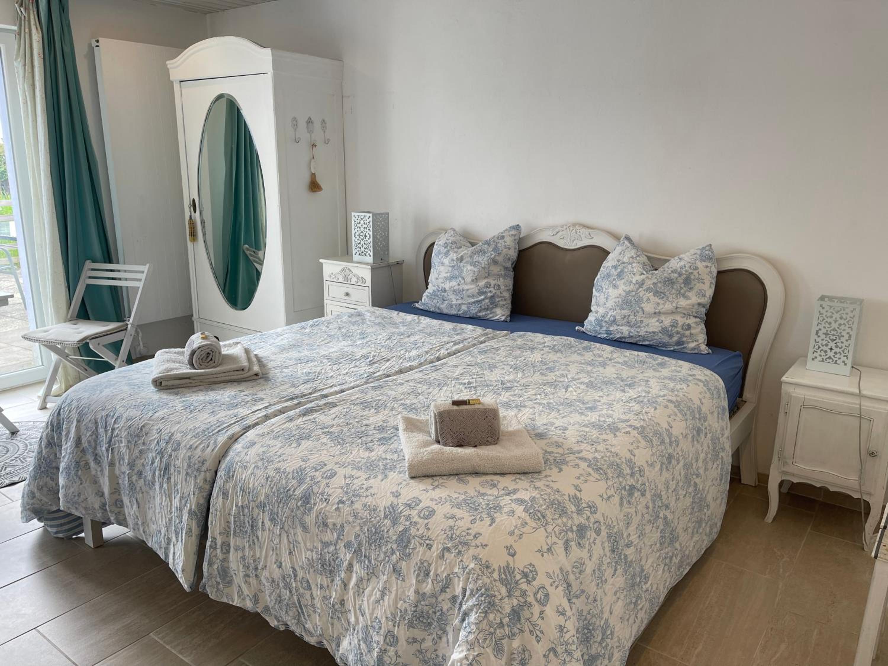 Bed and Breakfast 57