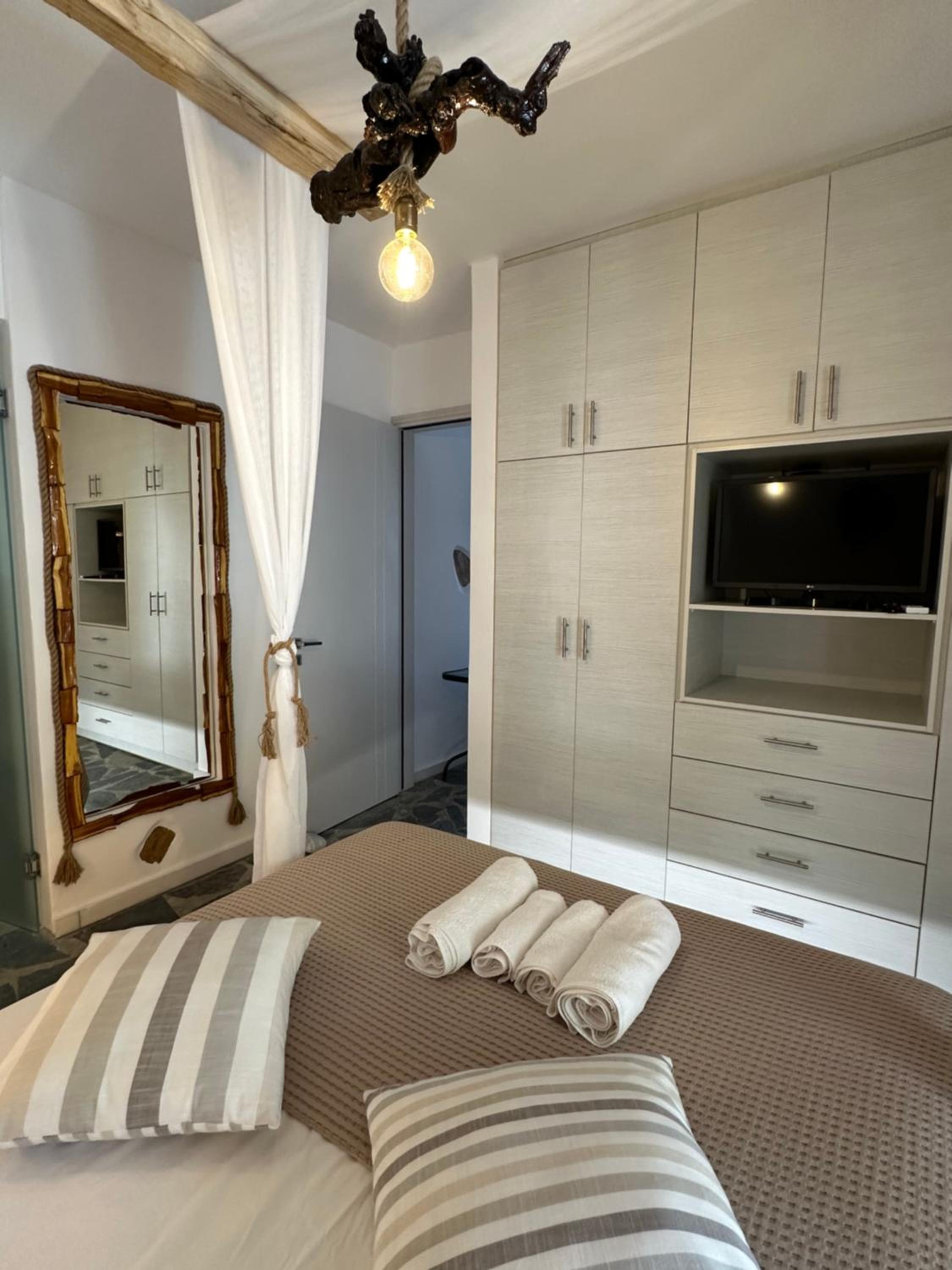 Janakos Luxury Apartment photo 3