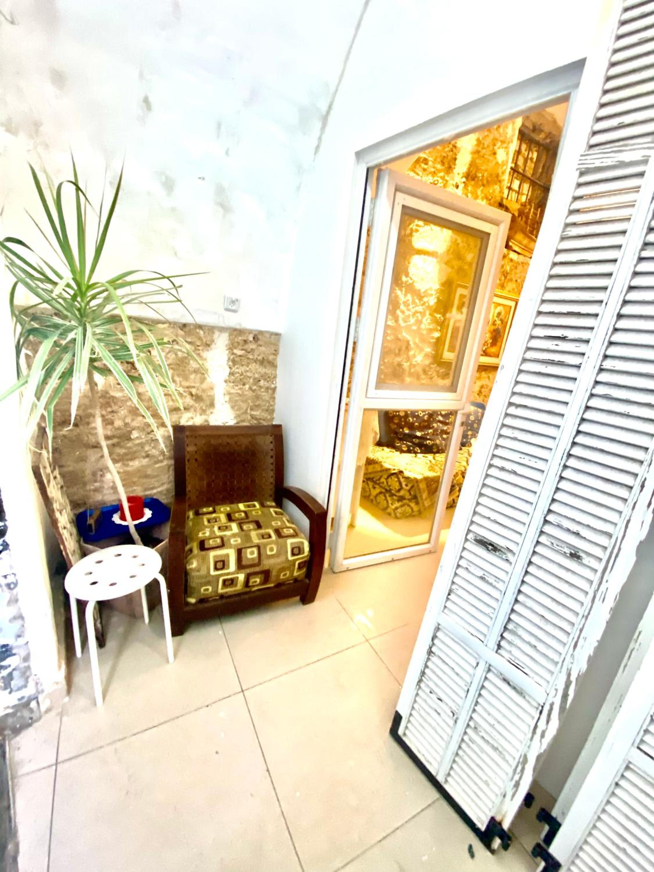 Urban street loft in Old Jaffa view 3