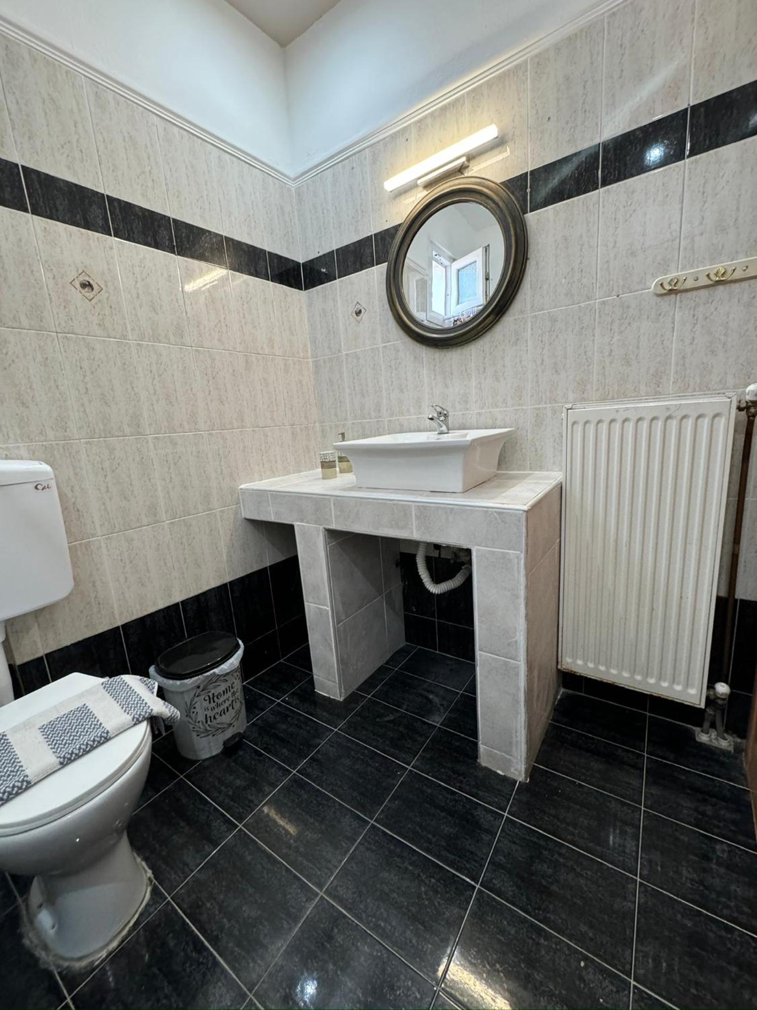 INFINITY Center Apartment photo 3