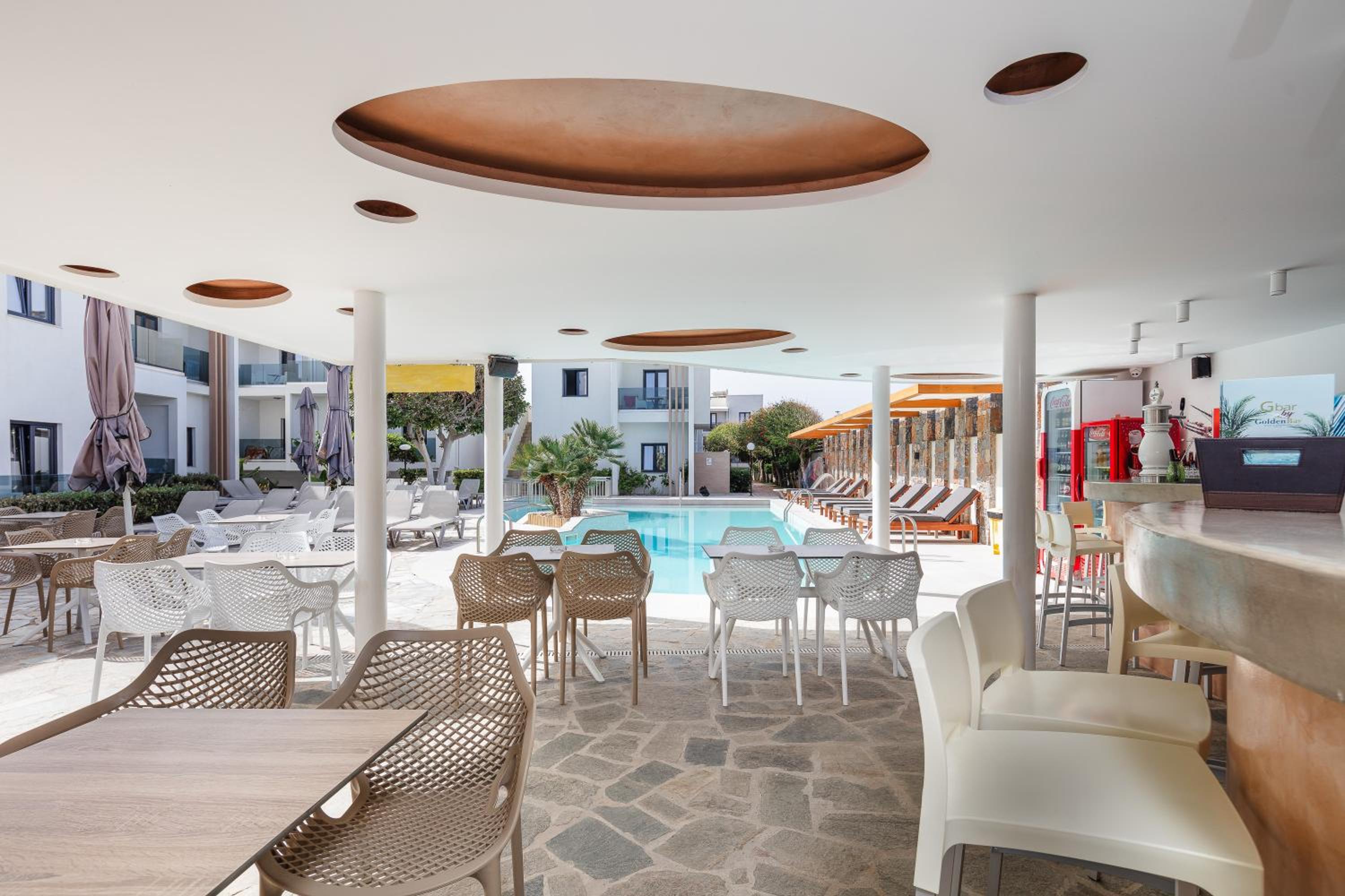 Golden Bay Hotel Bungalows, photo 9
