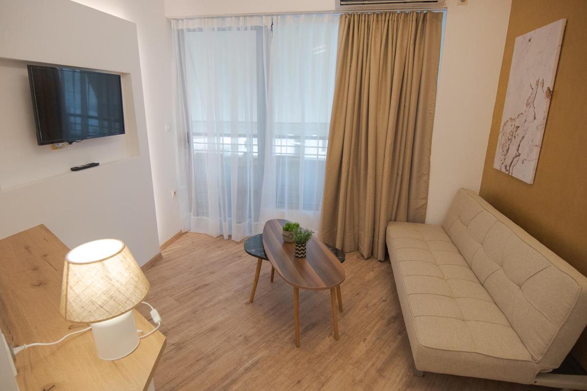 Cozy Apartments near the Port of Piraeus view 2