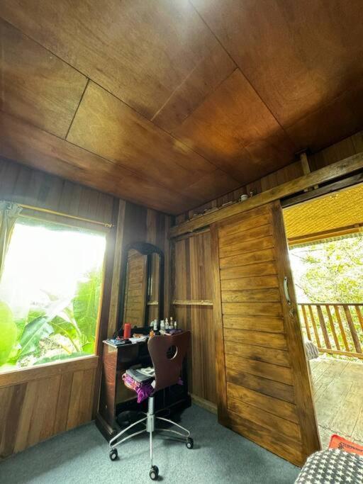 De-Ranggon Home stay garden huts