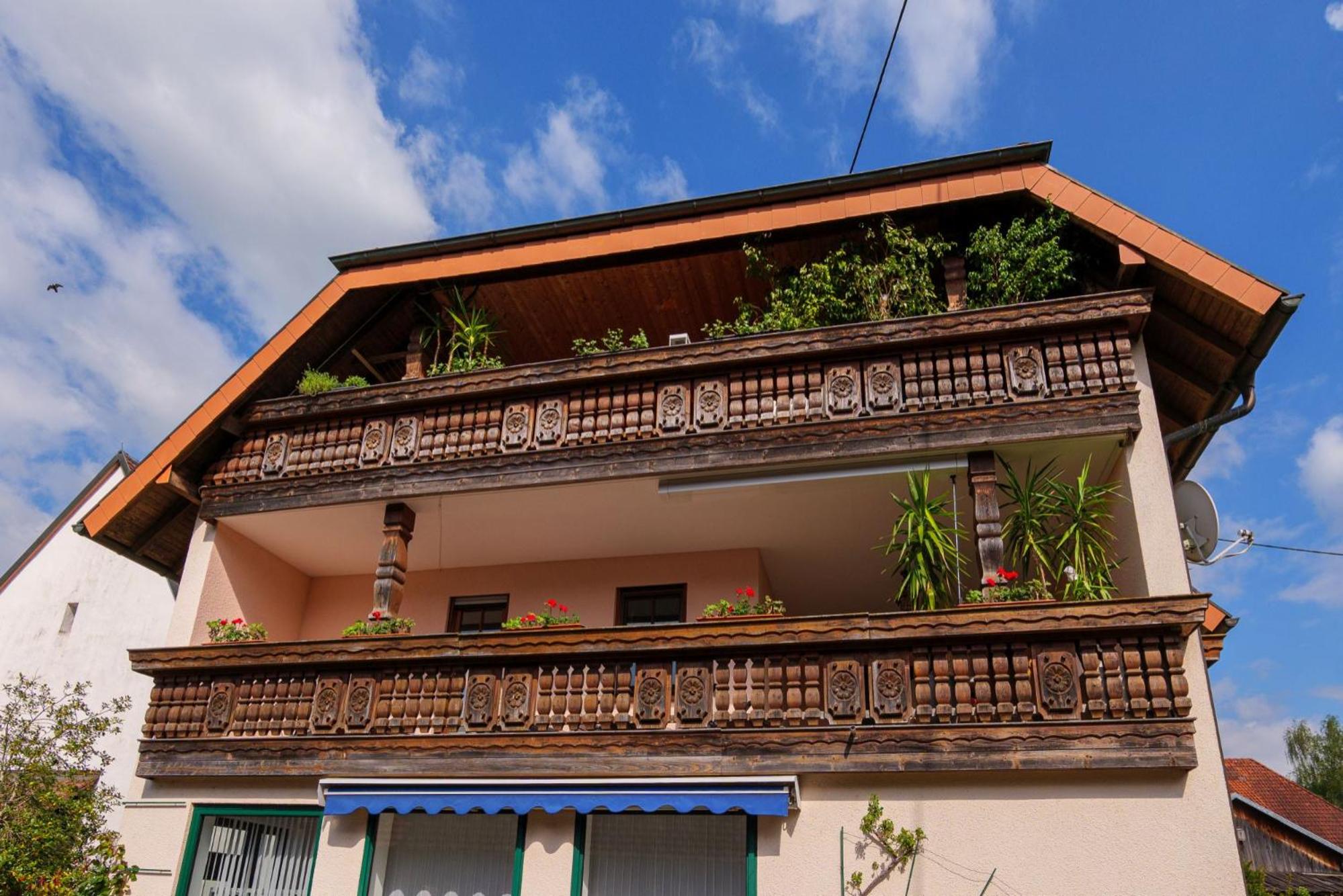 Fewo Zell 14 Pers | Sauna | Hunde erlaubt | BBQ | Massage