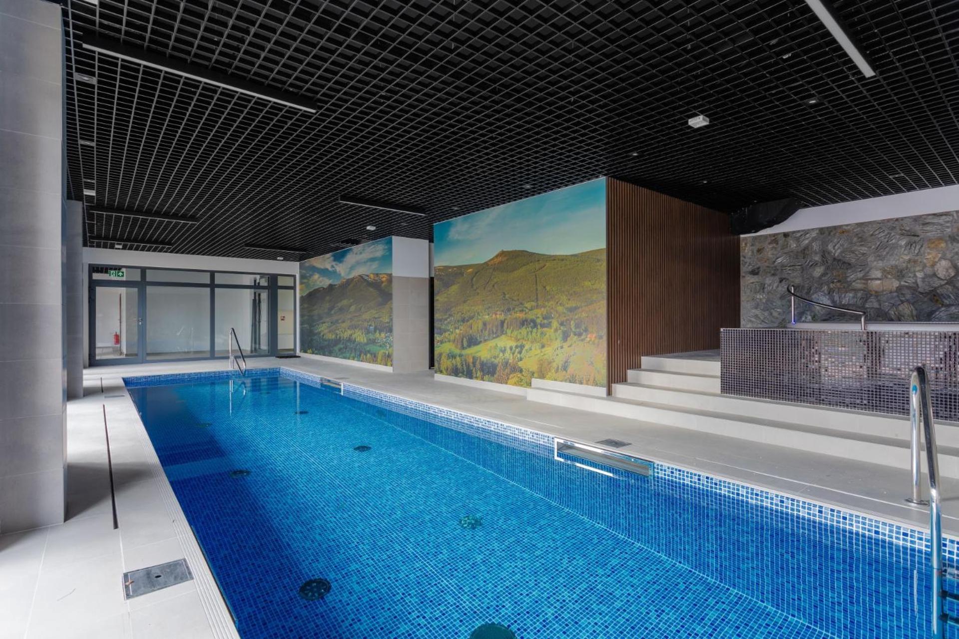ROYAL APARTS Green Park Resort VIP z basenami, saunami, jacuzzi i siłownią