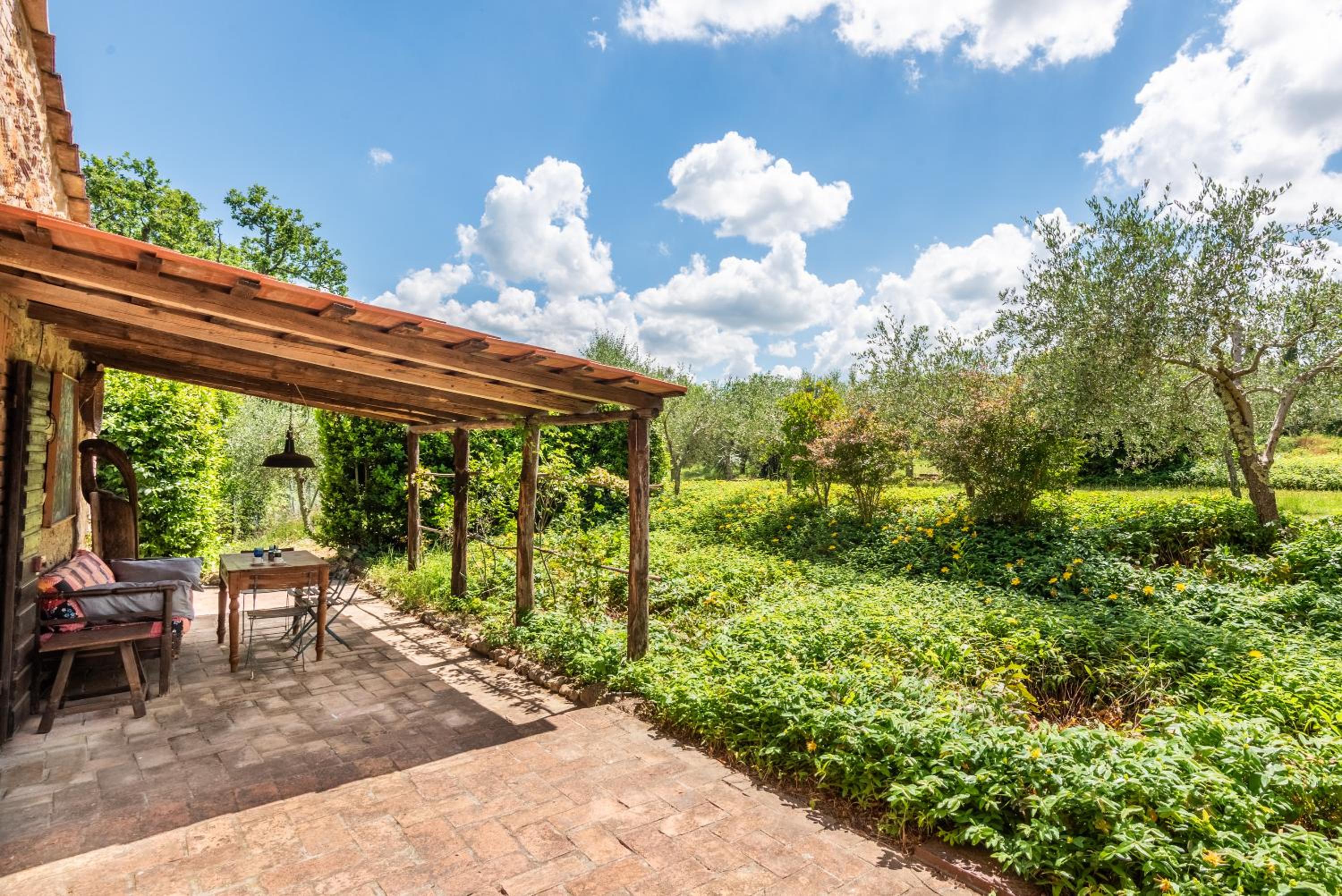 Casa Verde a Murlo view 2