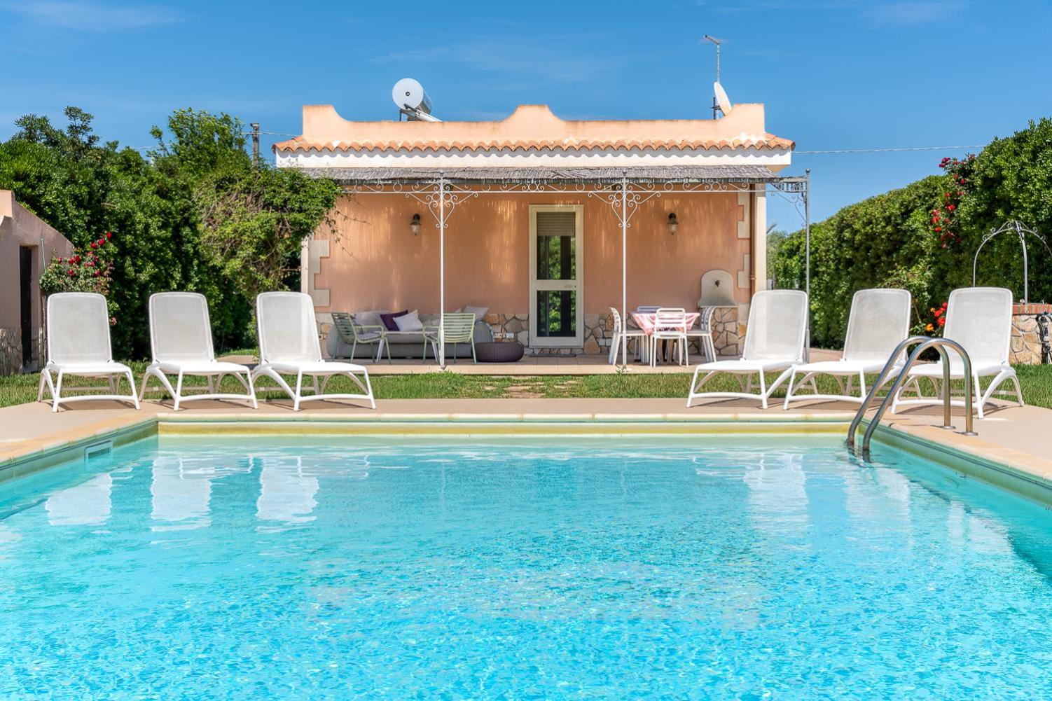 Hotel Villa Bouganville con piscina by Wonderful Italy - Image 1