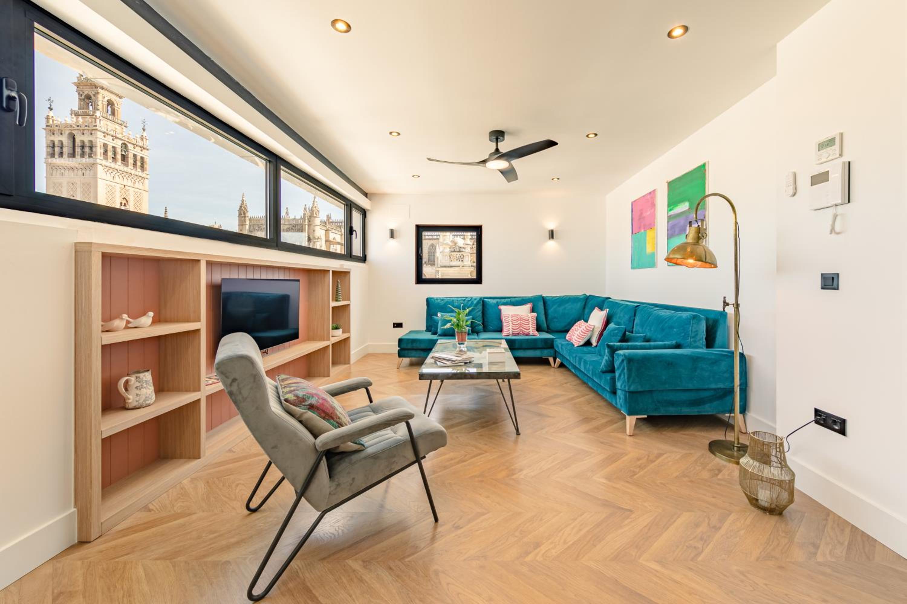 ISG Apartments Luxury Apartment by the Cathedral