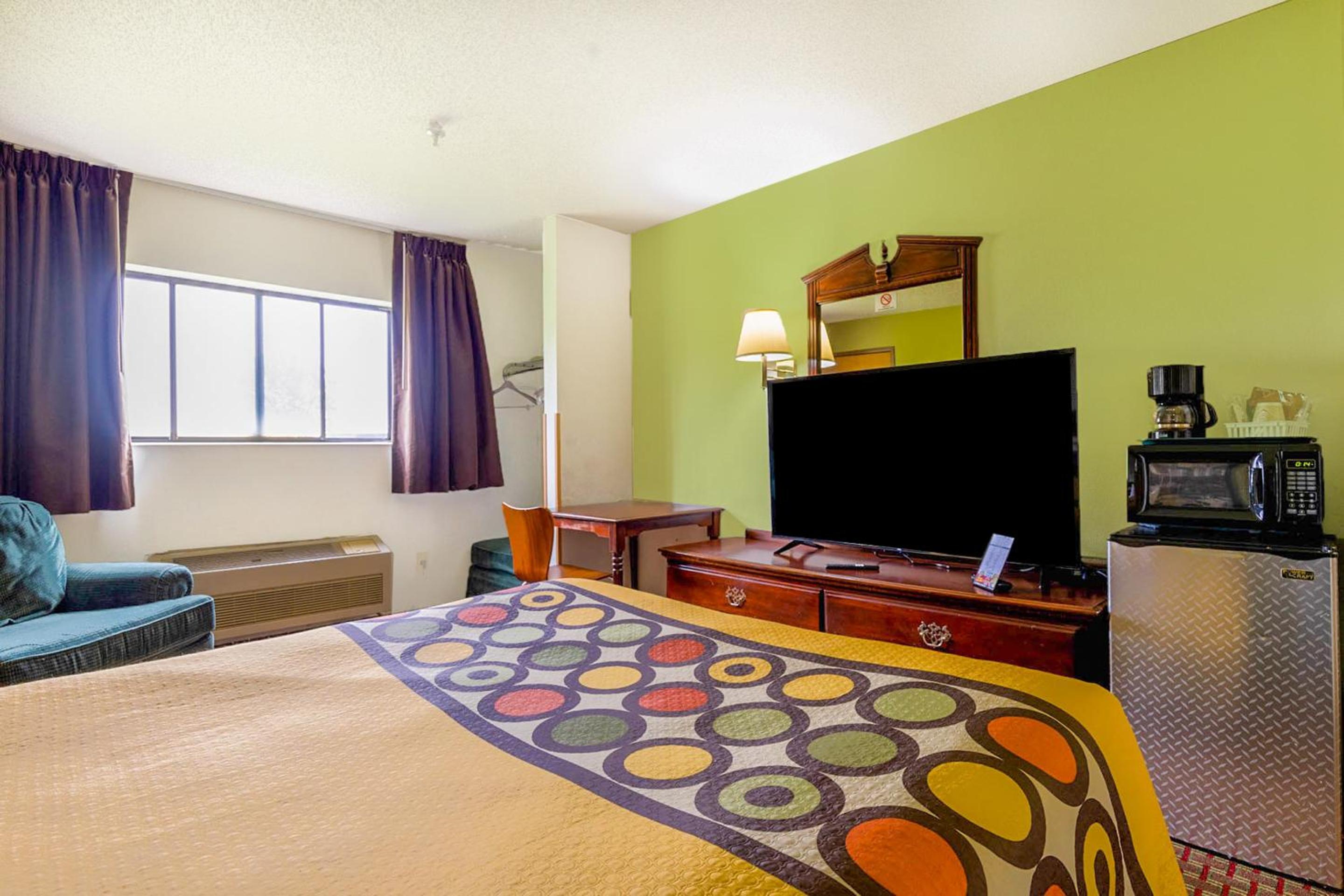 Super Rest Inn, Photo 9