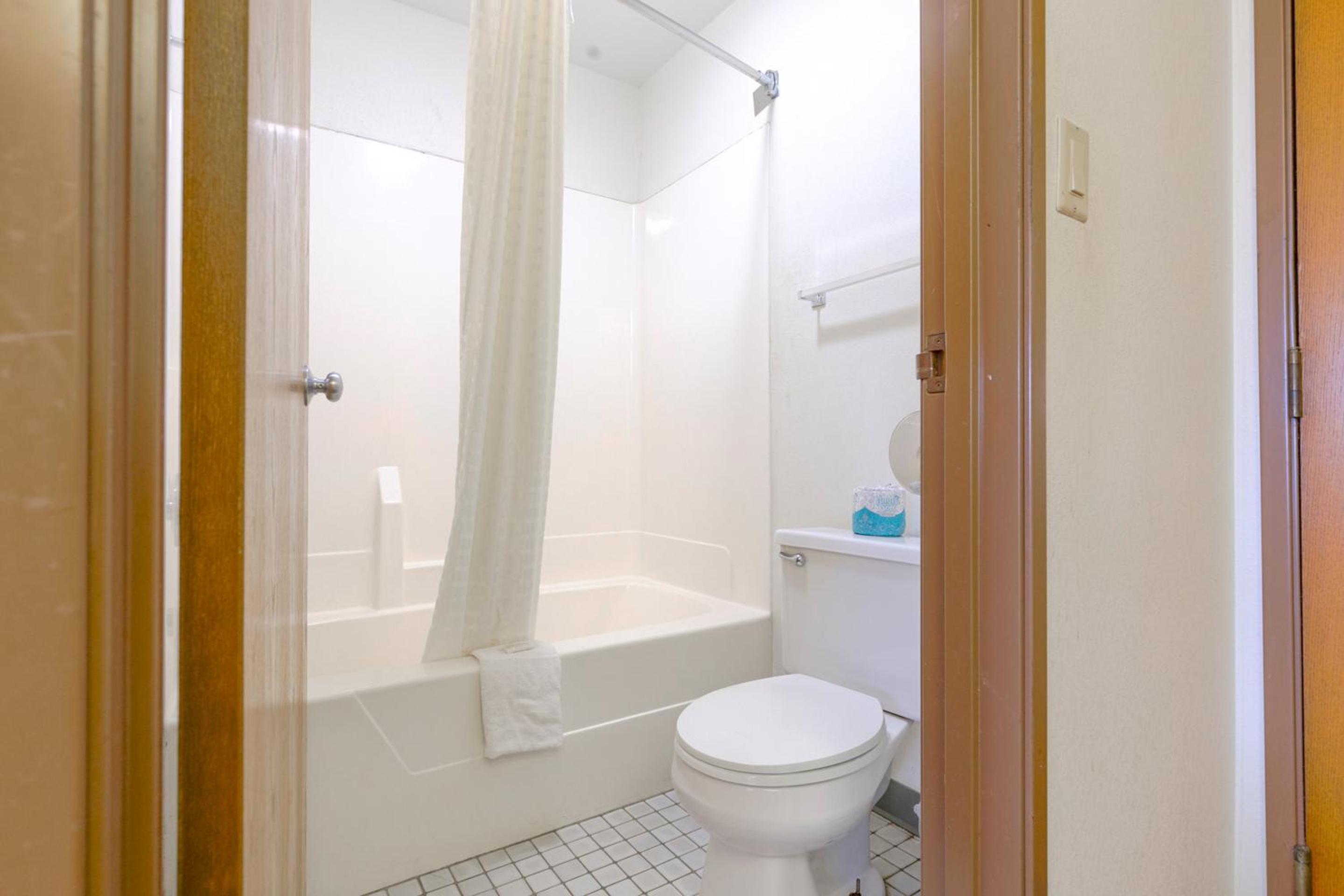 Super Rest Inn, Photo 15